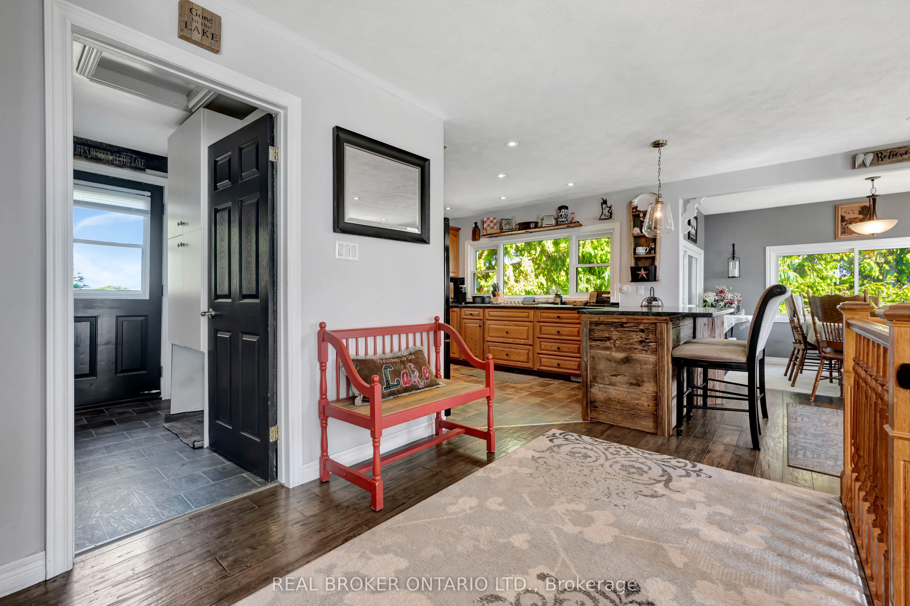1697 Lakeshore Road