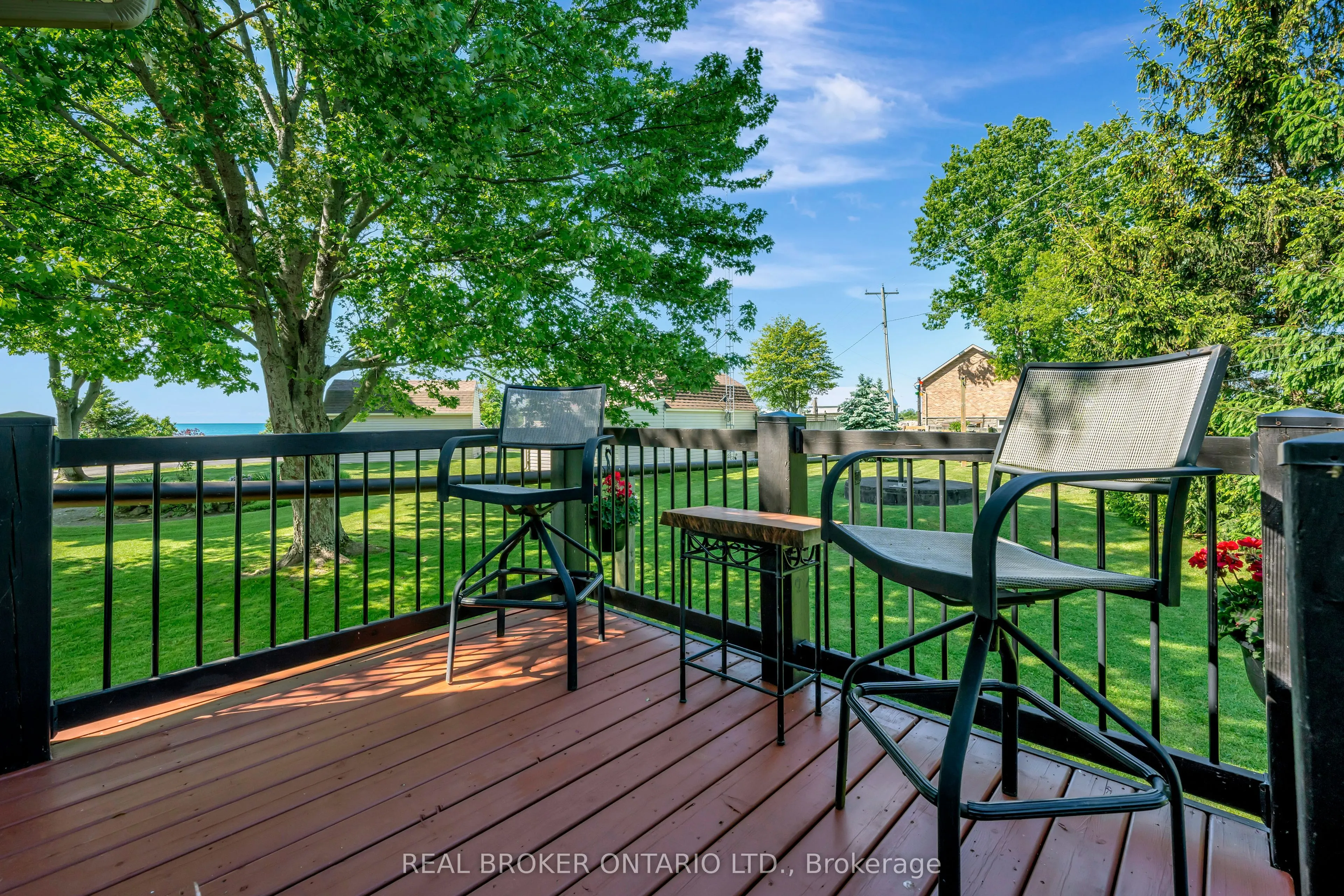 1697 Lakeshore Road