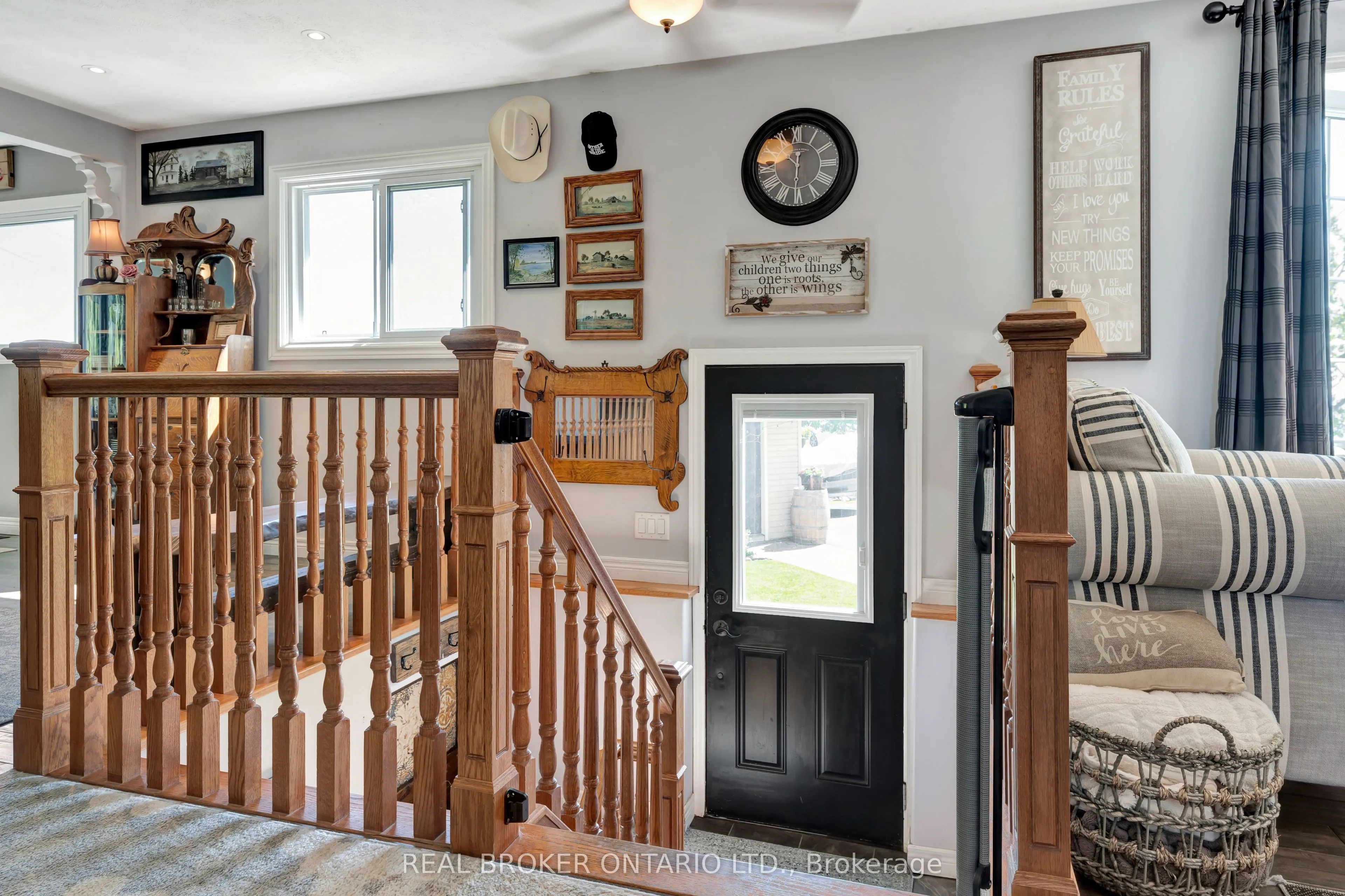 1697 Lakeshore Road