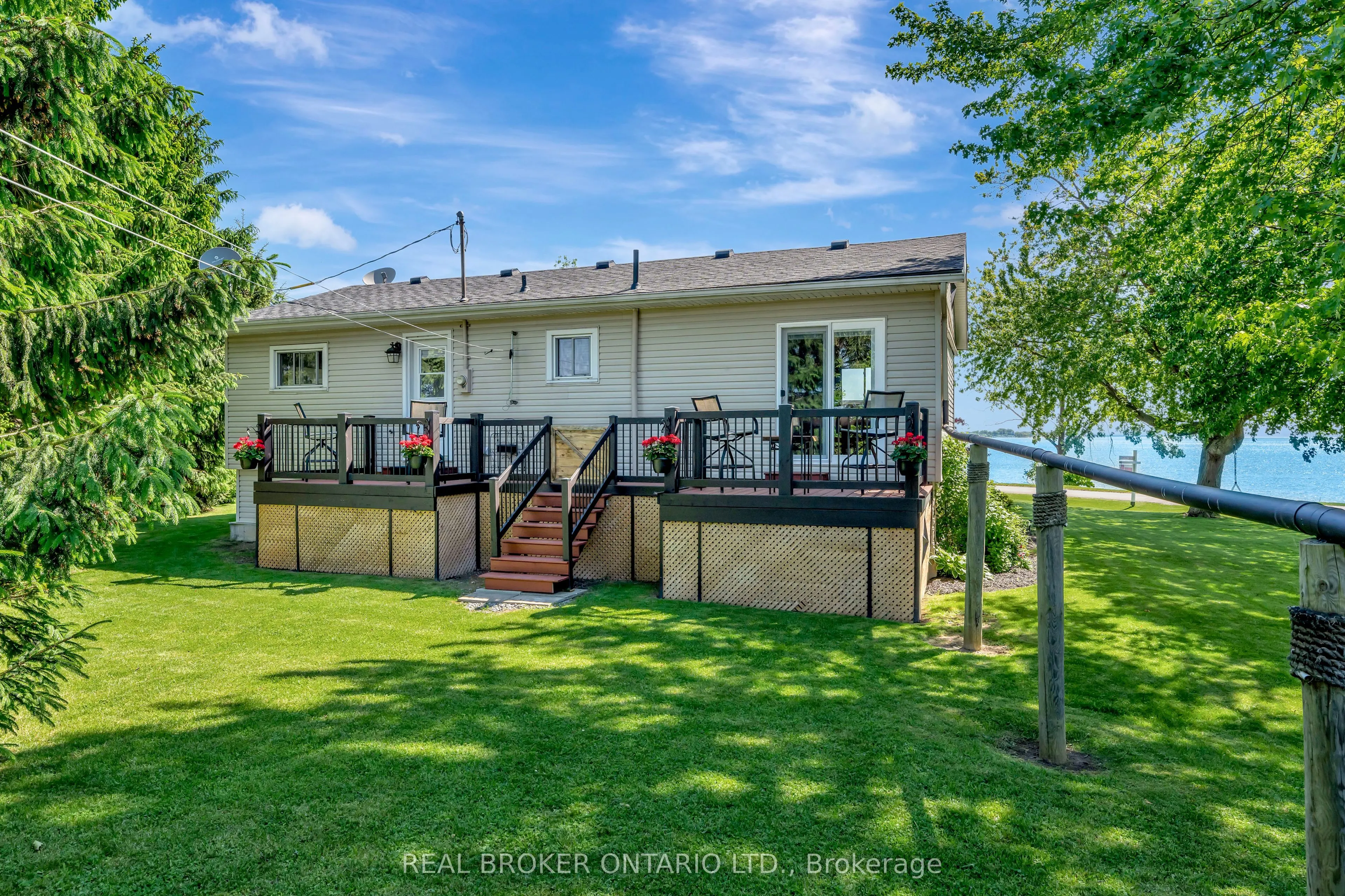 1697 Lakeshore Road