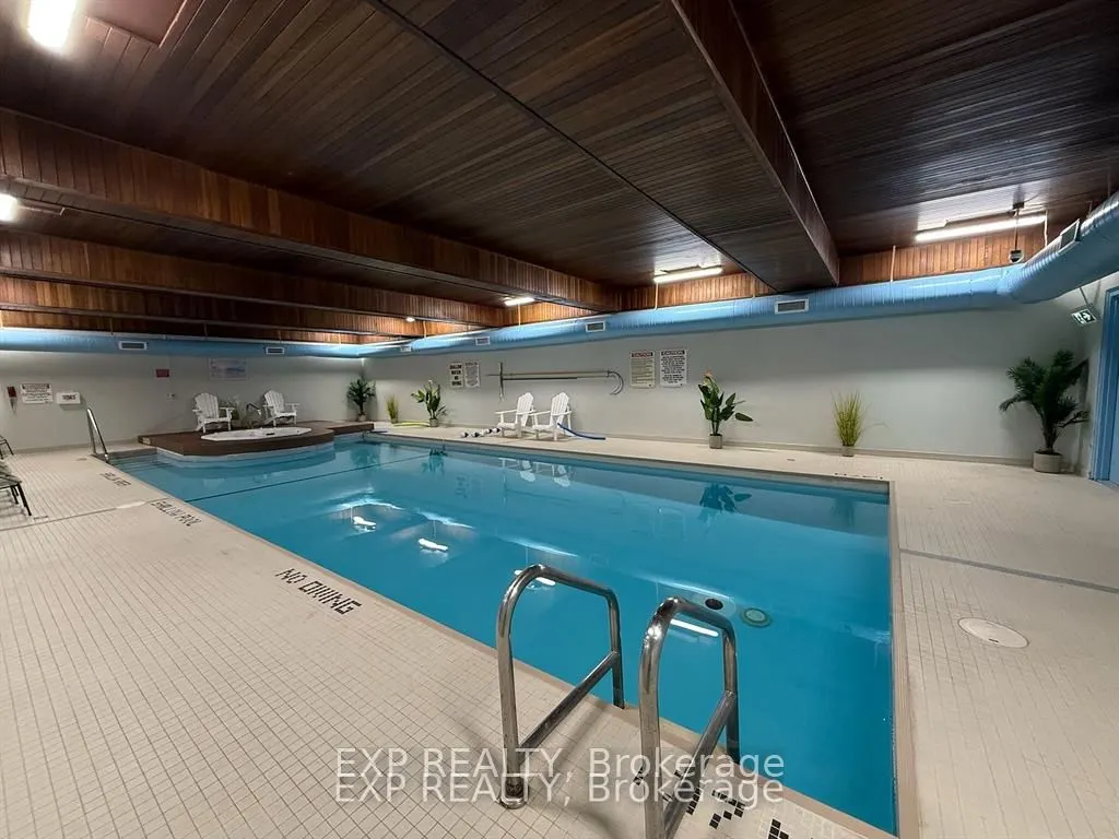 470 Laurier Avenue W, #2102