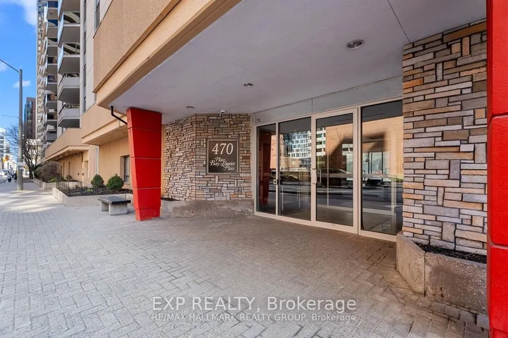 470 Laurier Avenue W, #2102
