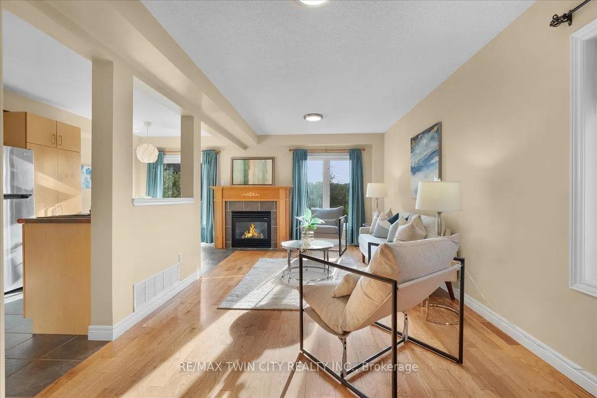 250 Ainslie Street S, #48