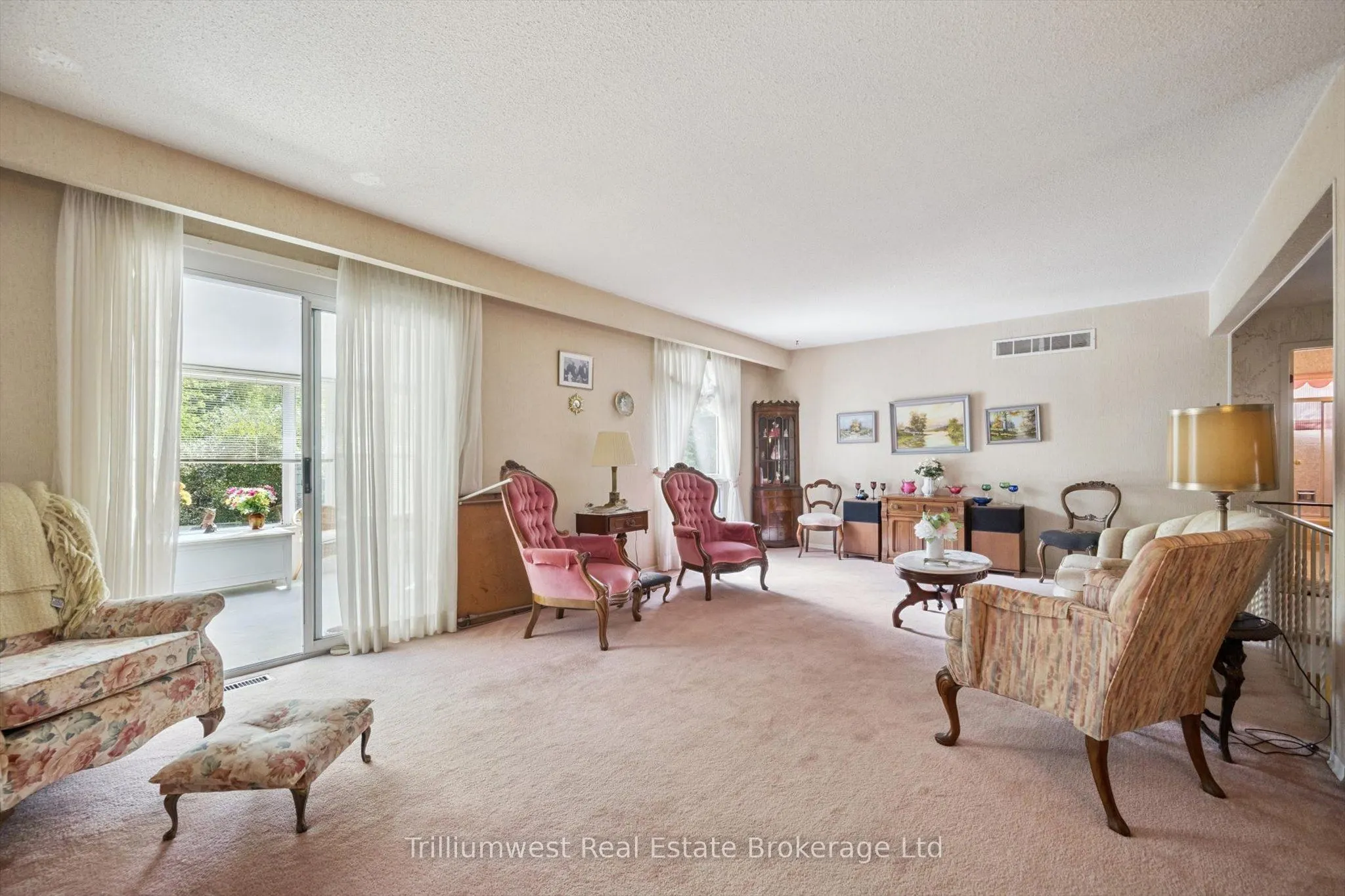 282 Westheights Drive