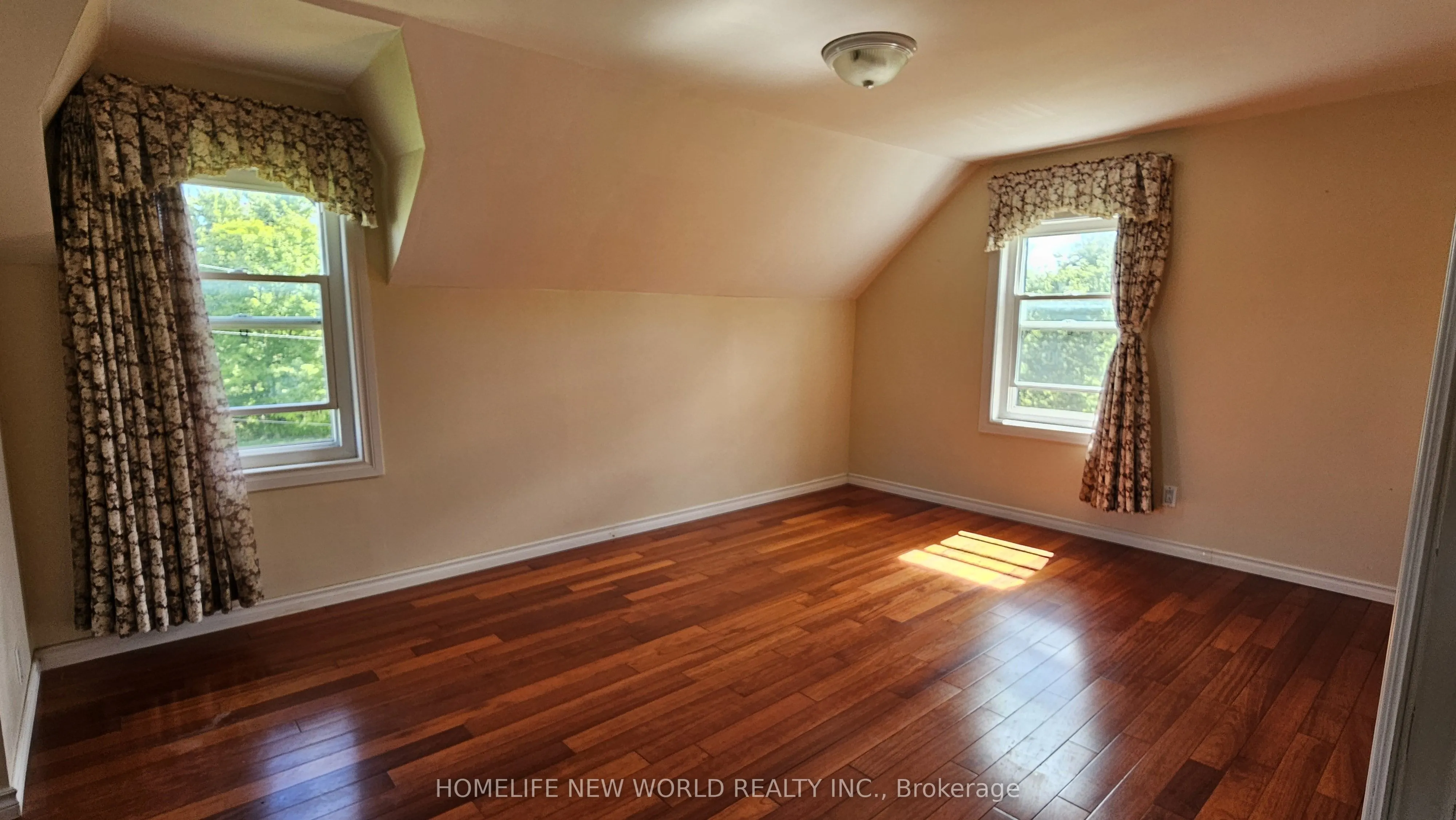 488 Boundary Road