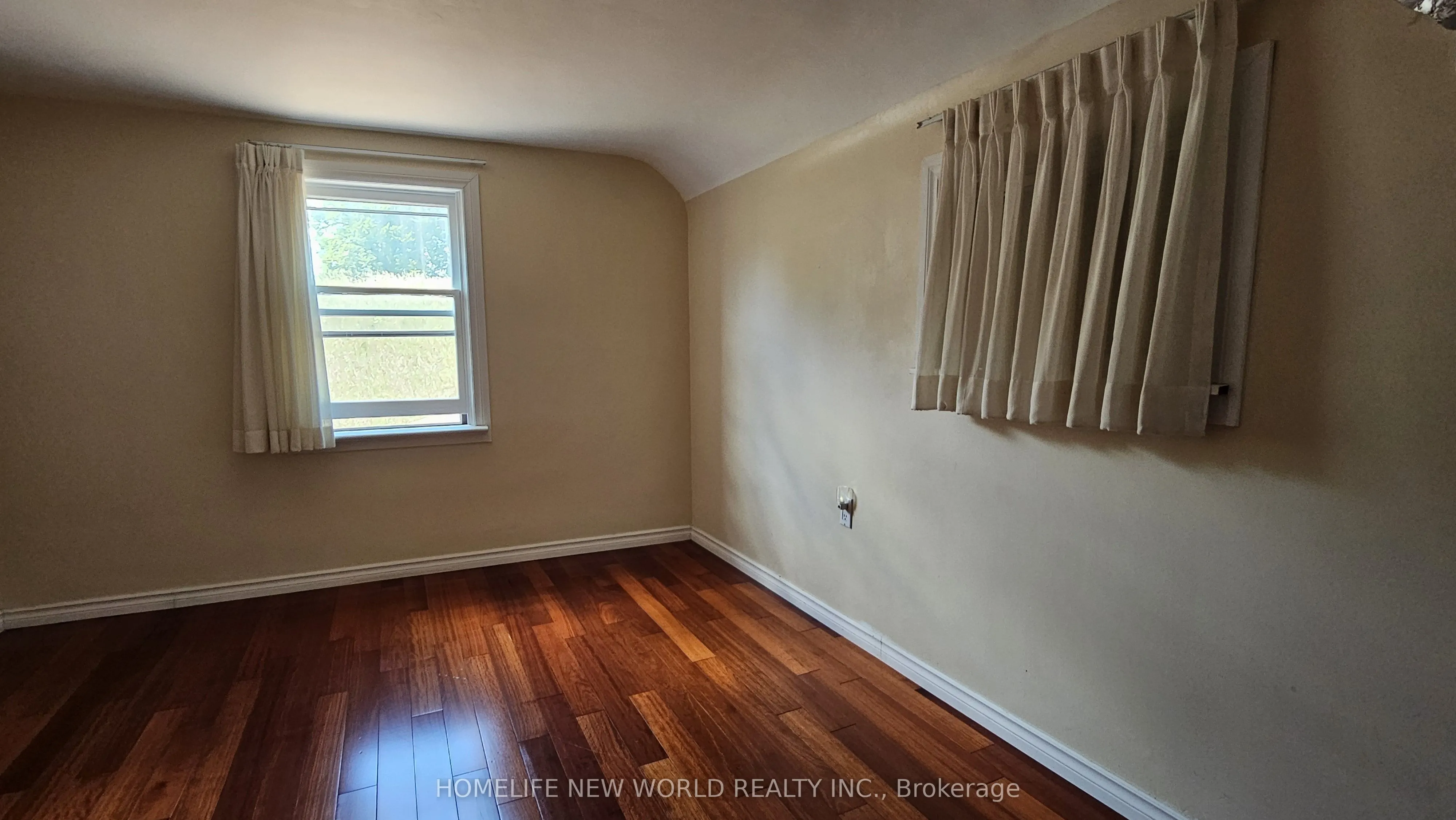 488 Boundary Road