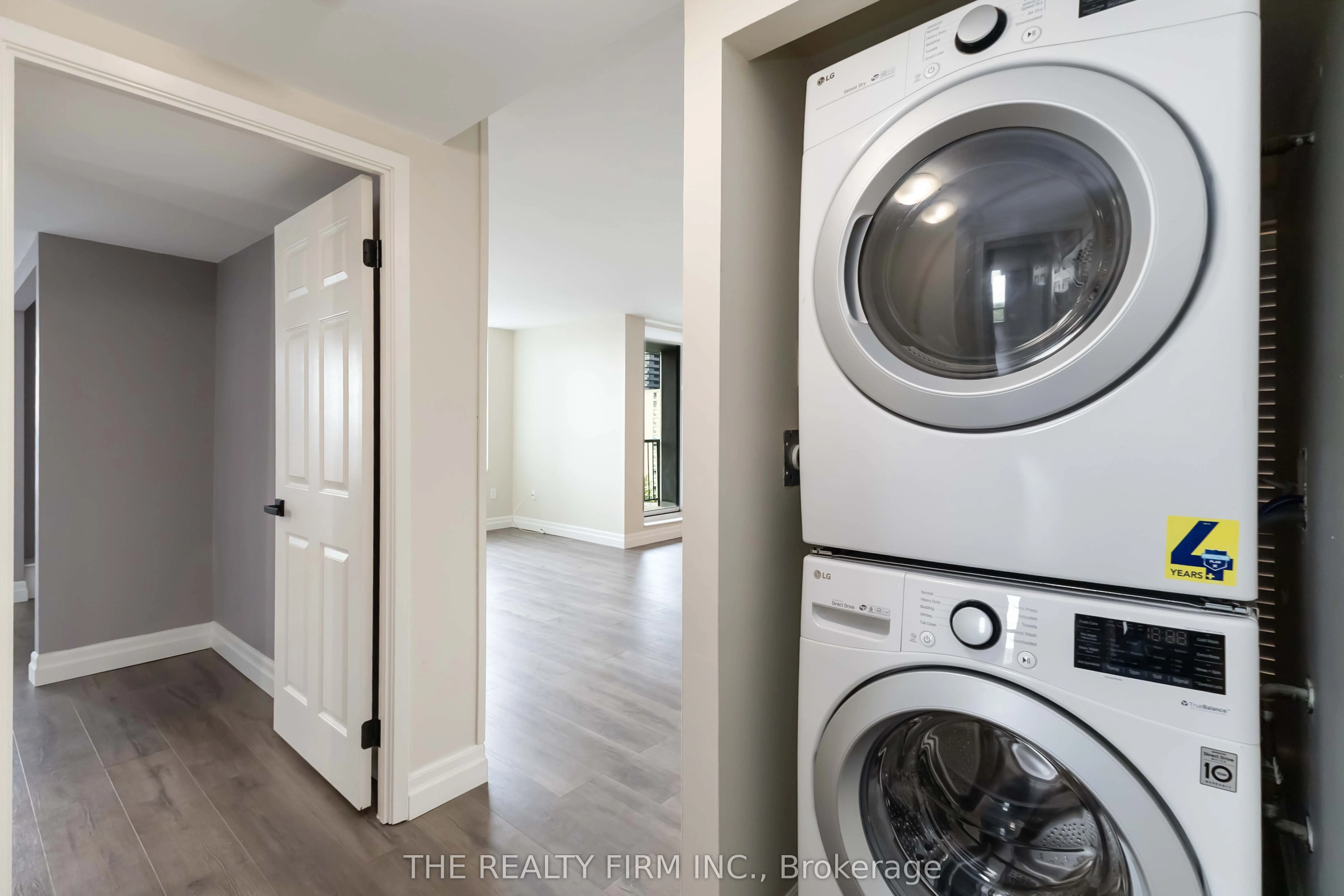 155 Kent Street, #1405