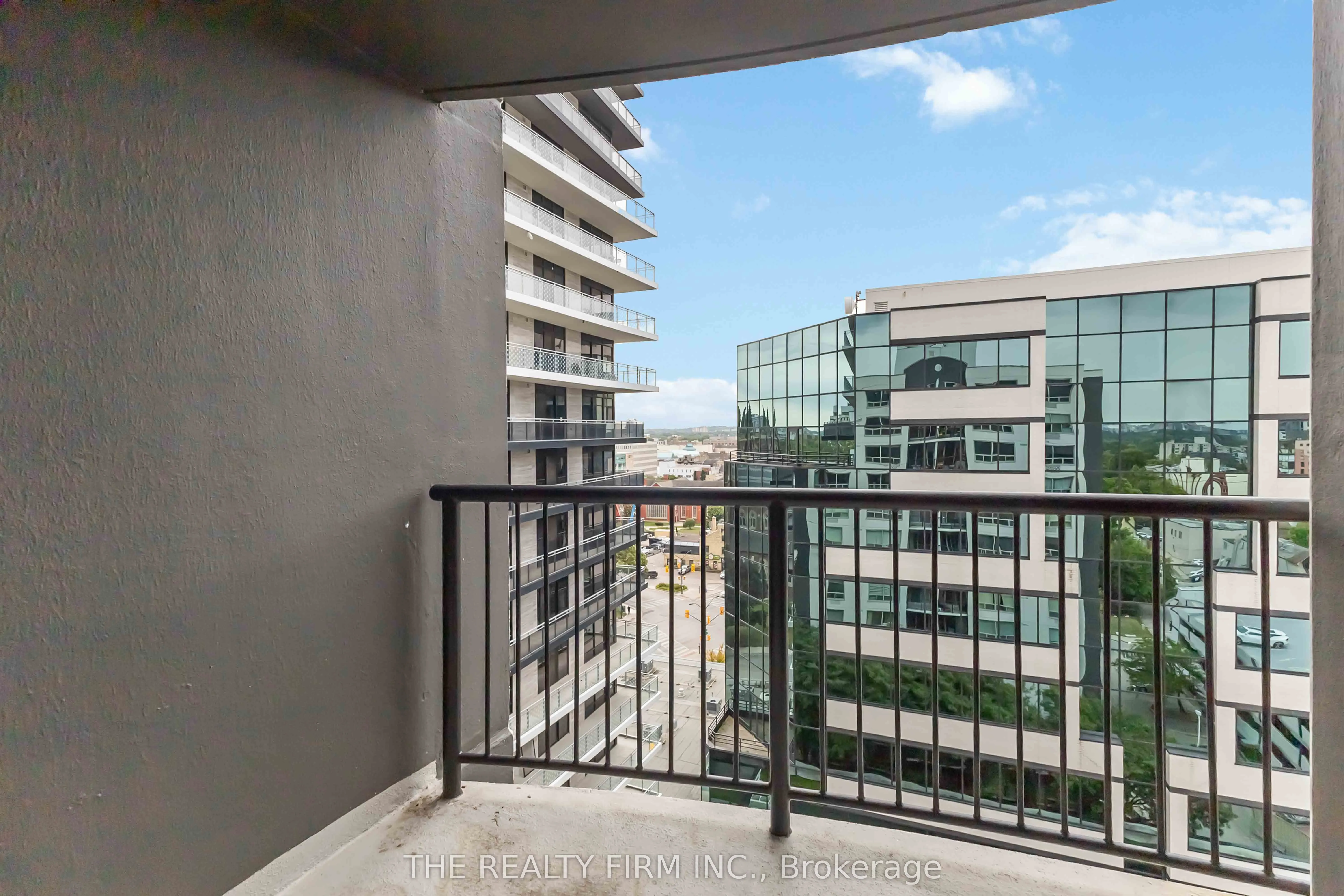 155 Kent Street, #1405