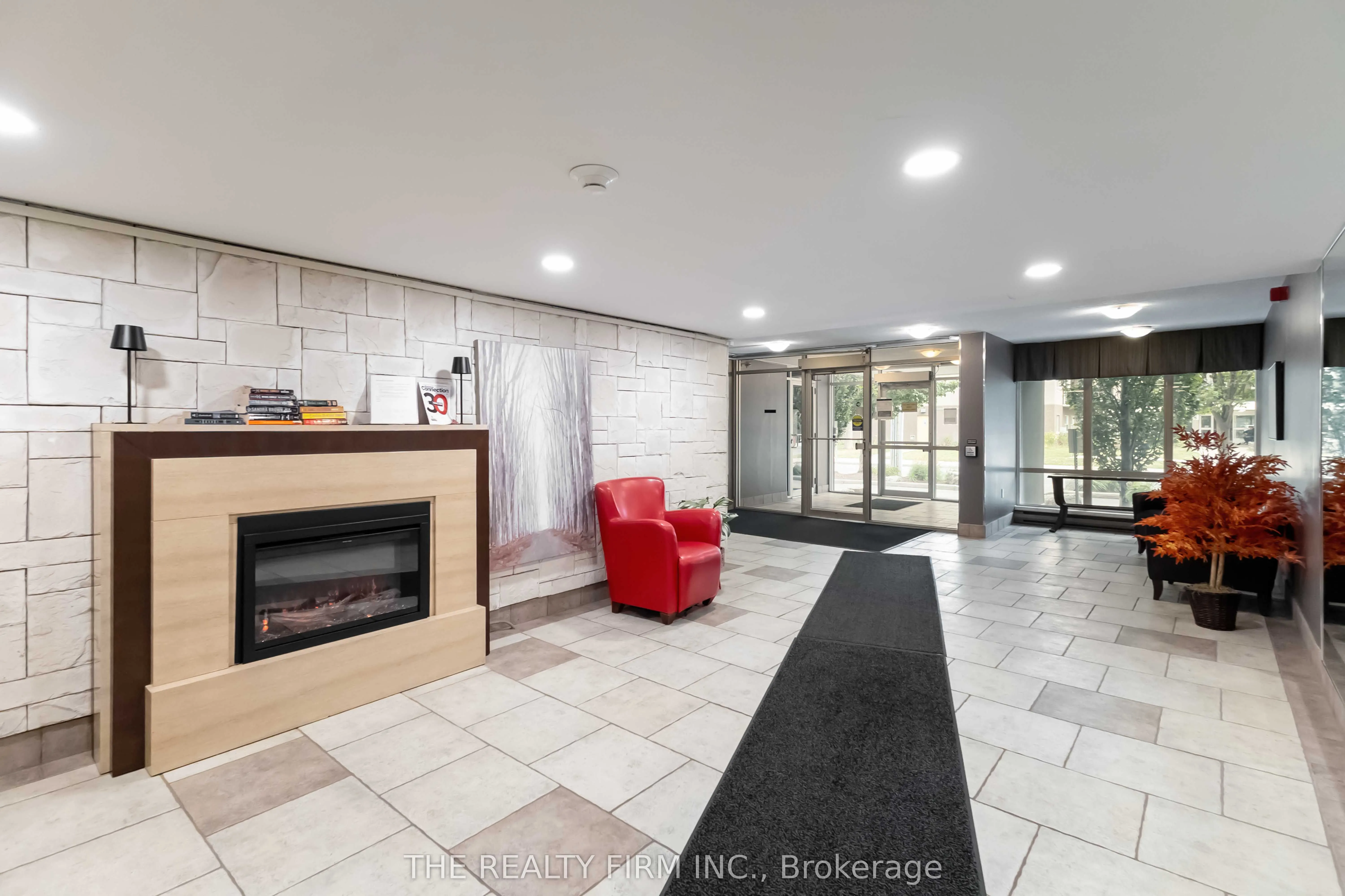 155 Kent Street, #1405