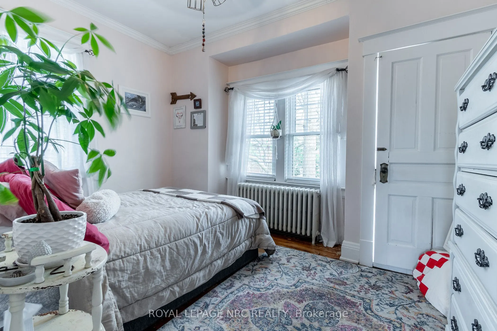 172 Niagara Street