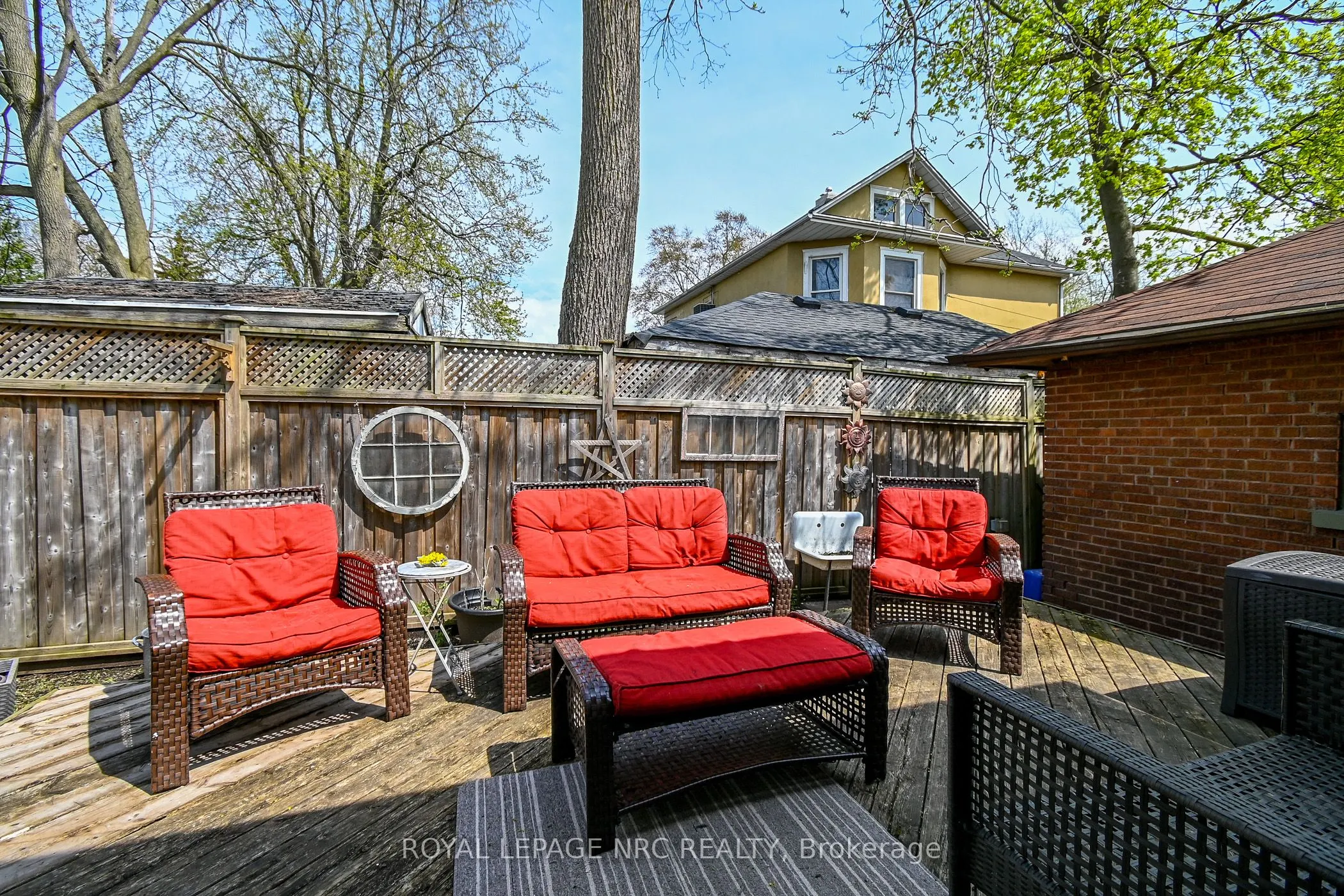 172 Niagara Street