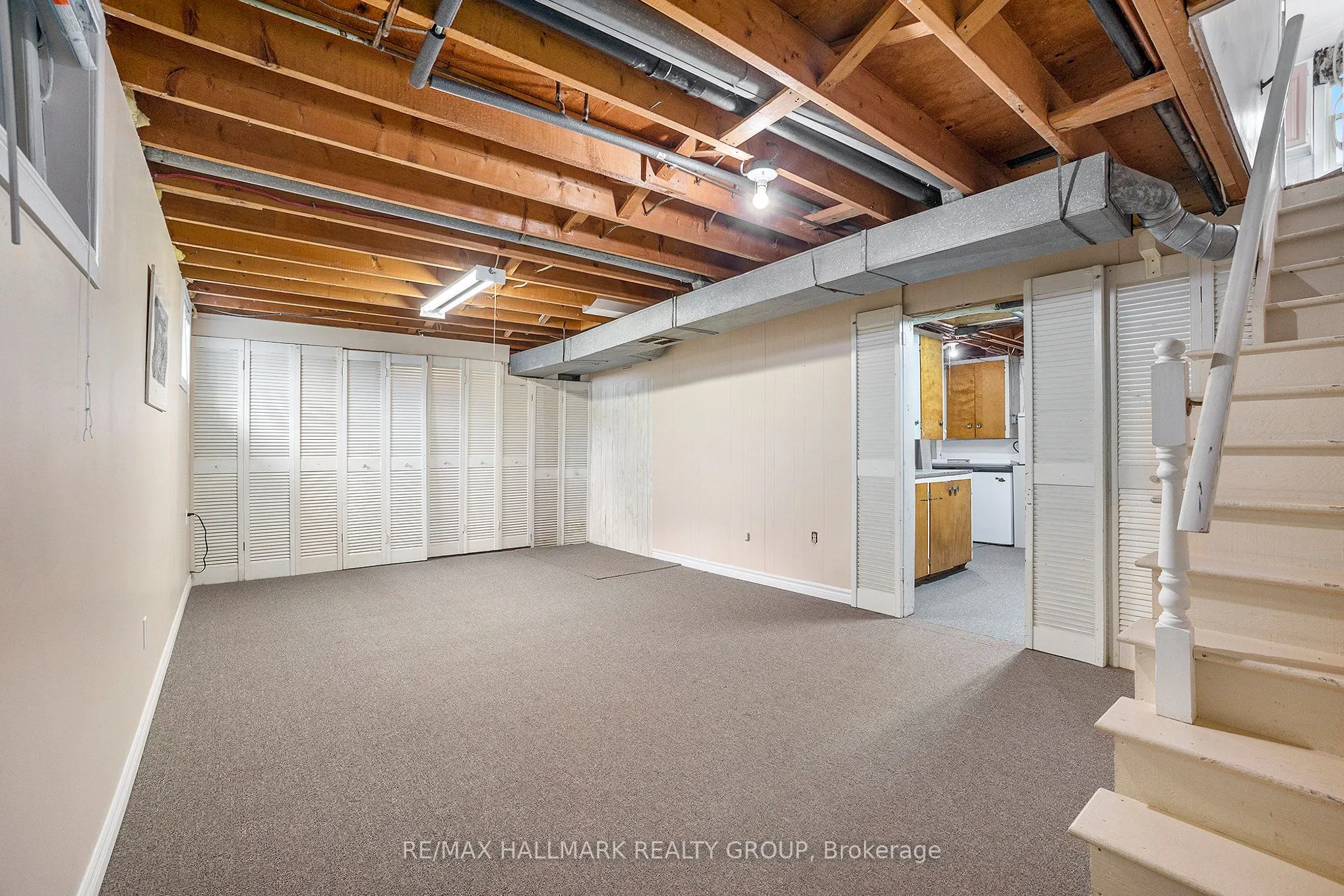 3533 Innes Road