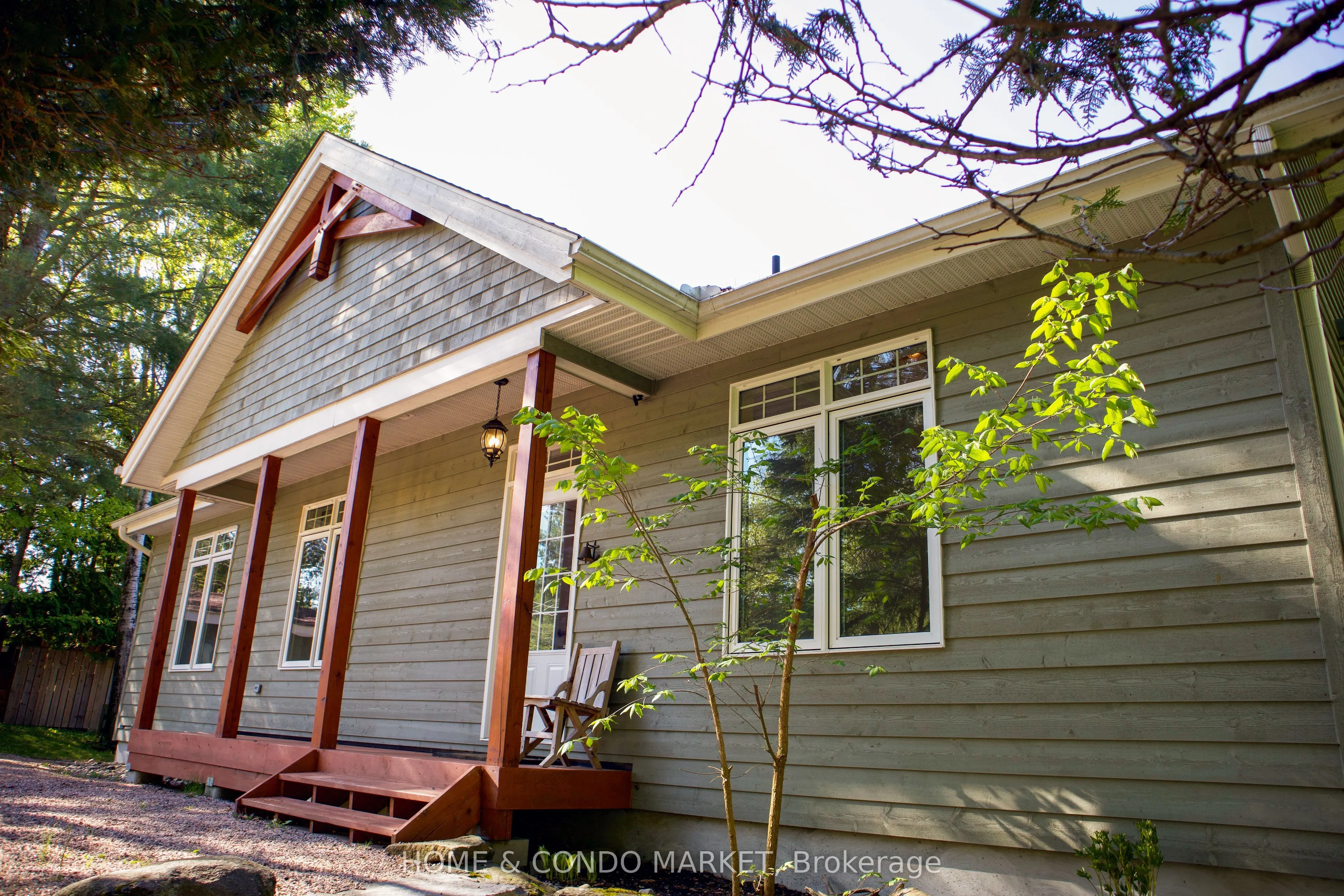 14 Charles Avenue