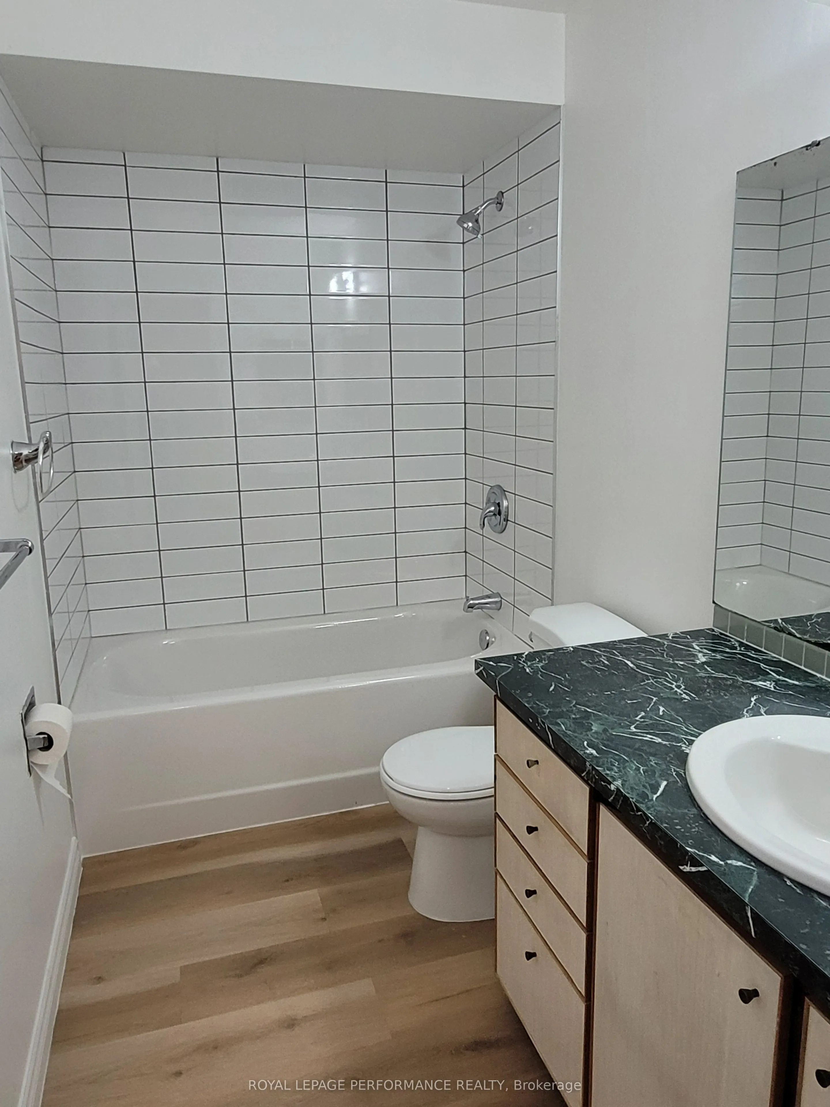 903J Elmsmere Road, #903J