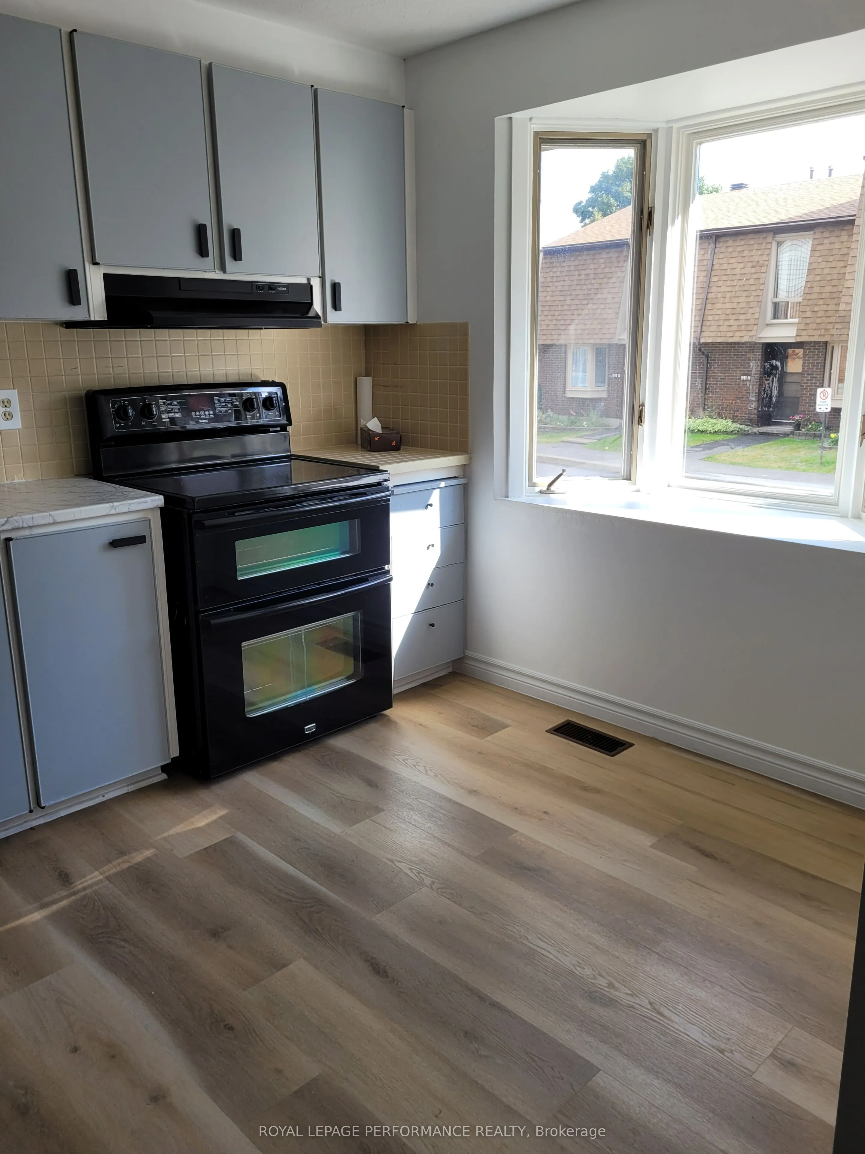 903J Elmsmere Road, #903J