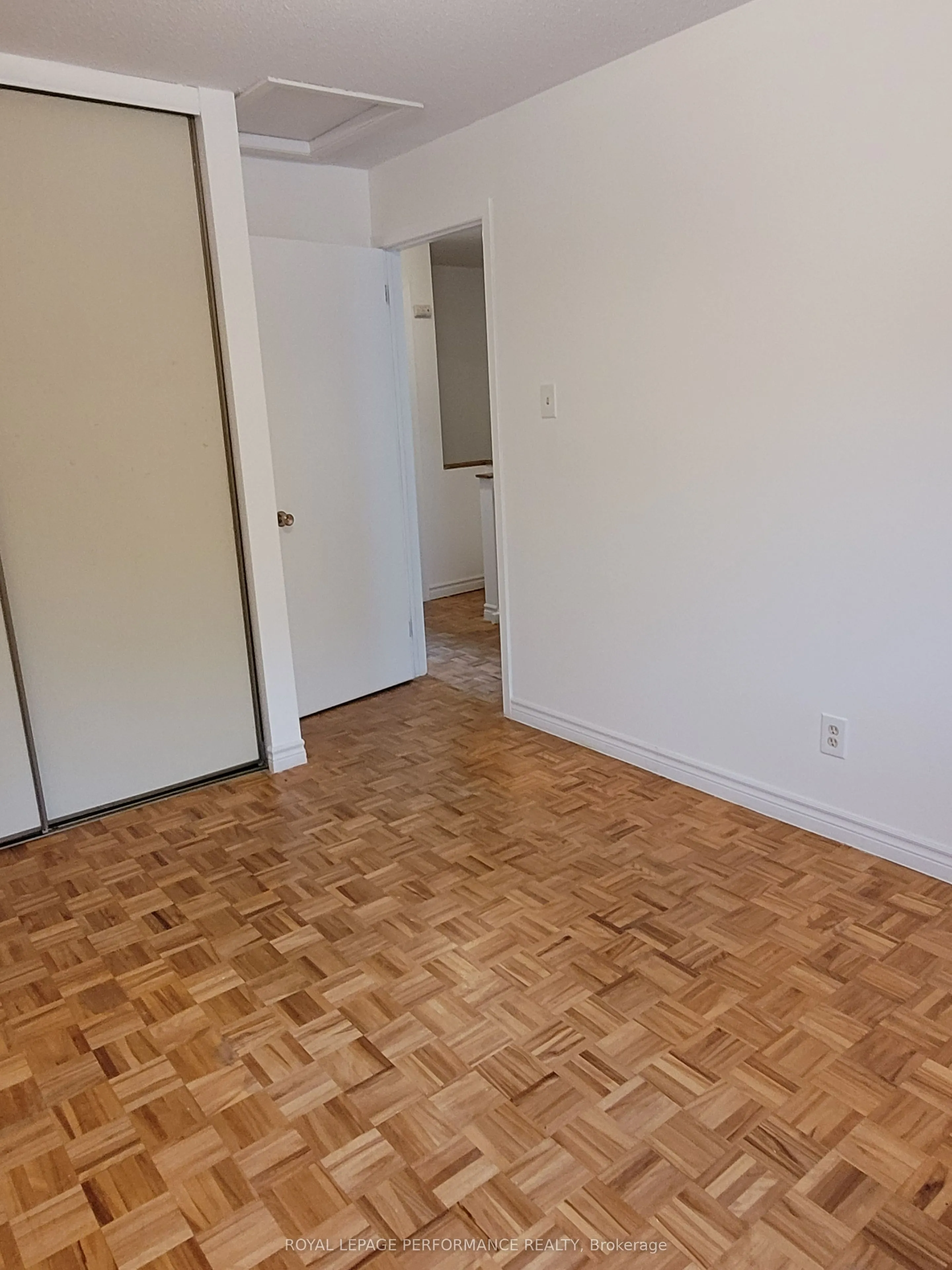 903J Elmsmere Road, #903J