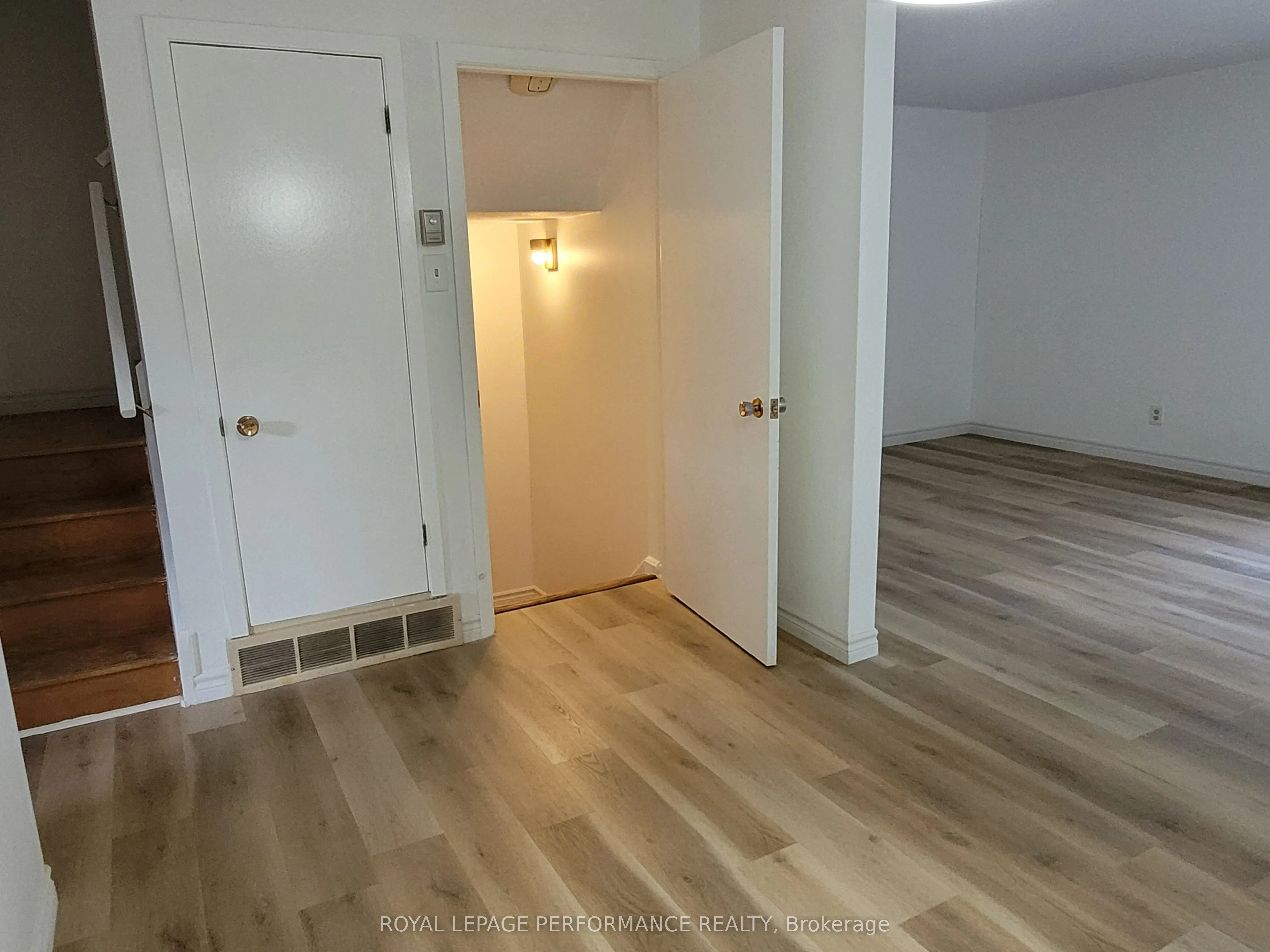903J Elmsmere Road, #903J