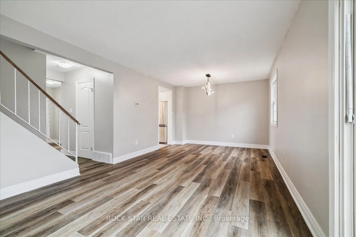 61 Adis Avenue