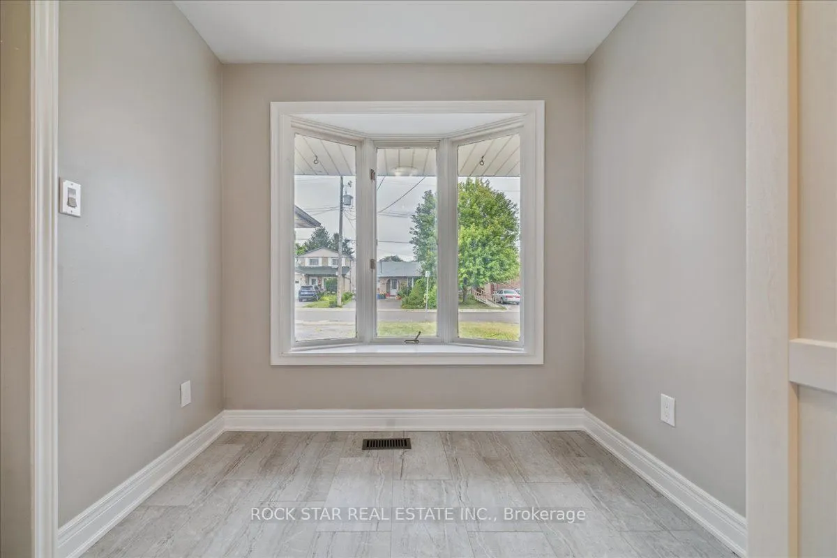 61 Adis Avenue