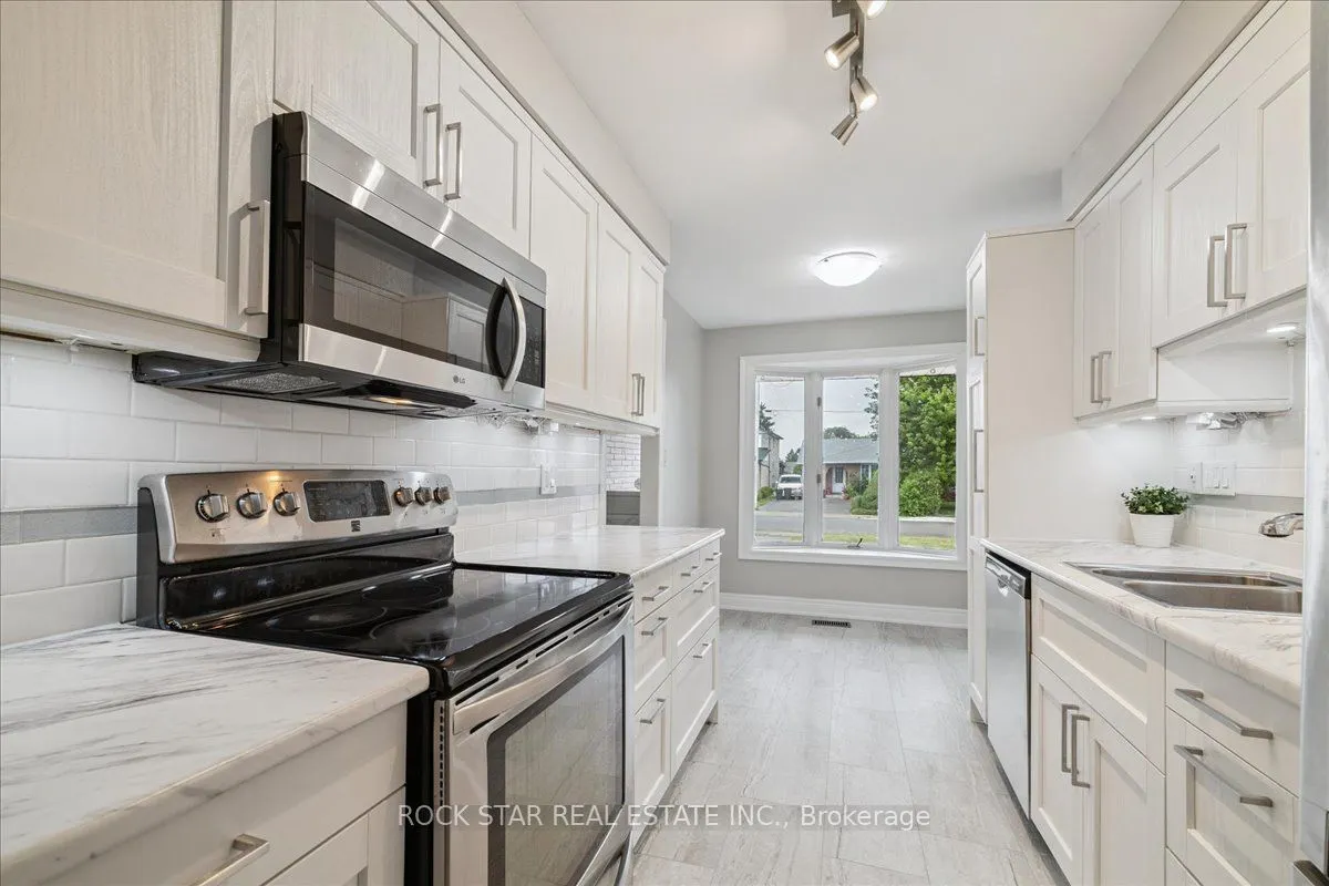 61 Adis Avenue