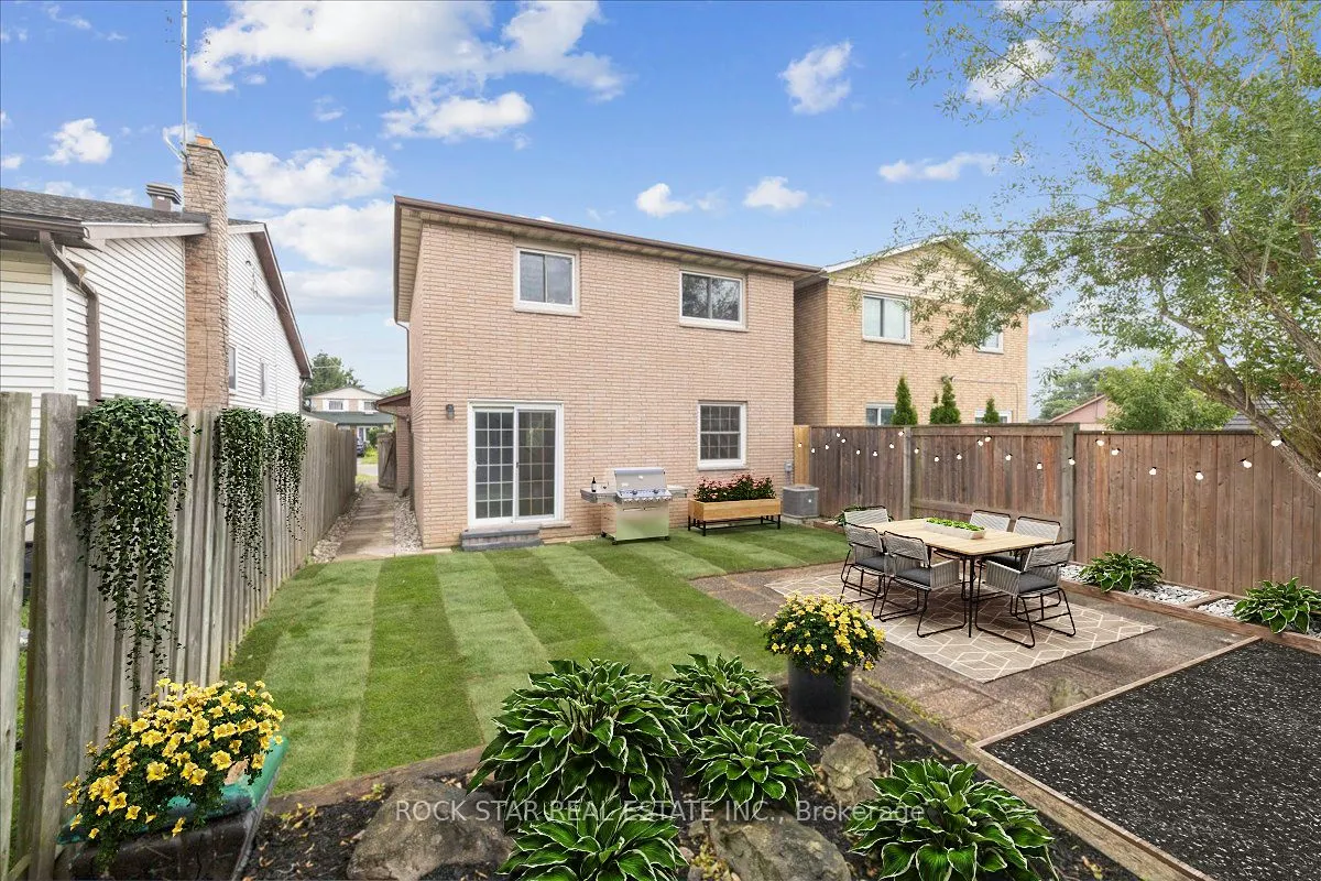 61 Adis Avenue