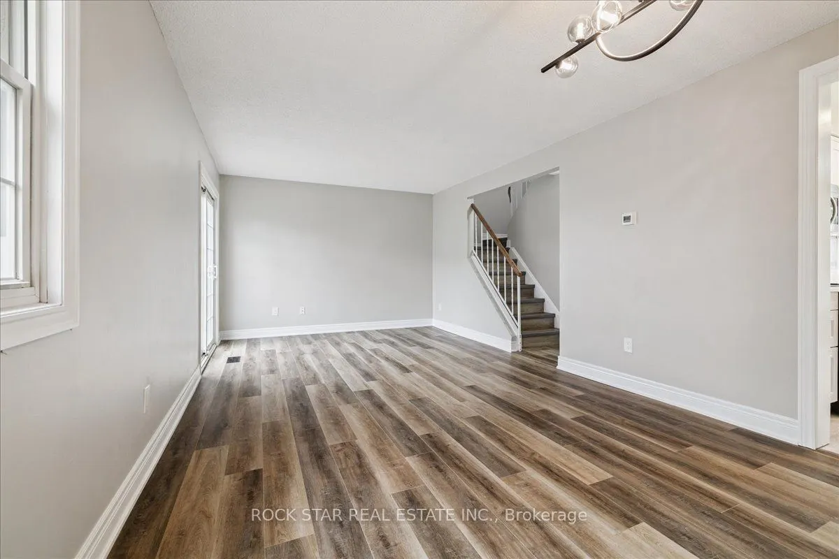 61 Adis Avenue