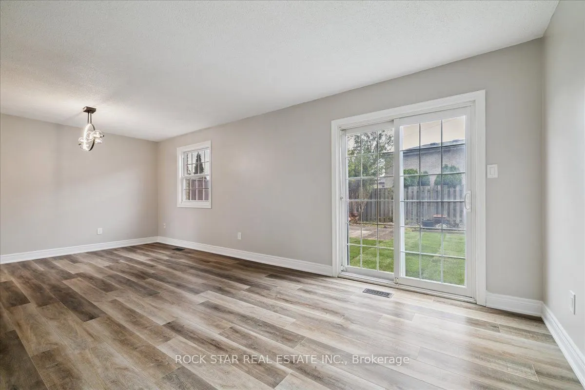 61 Adis Avenue