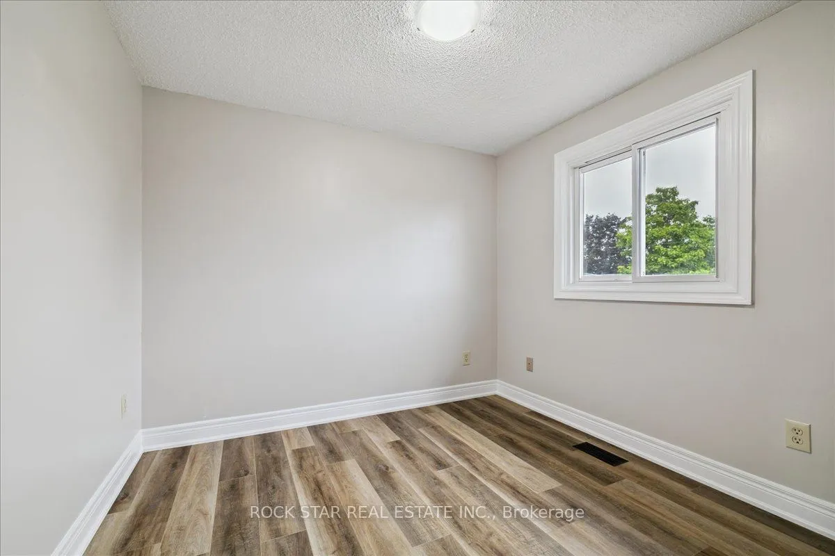 61 Adis Avenue