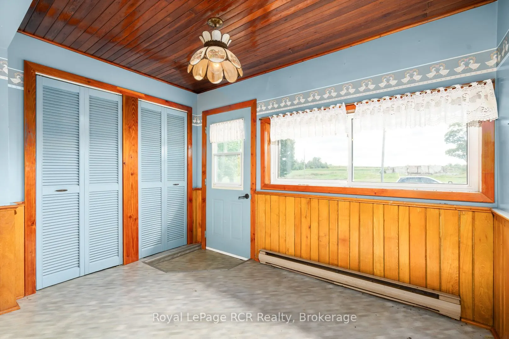 228 10 Concession