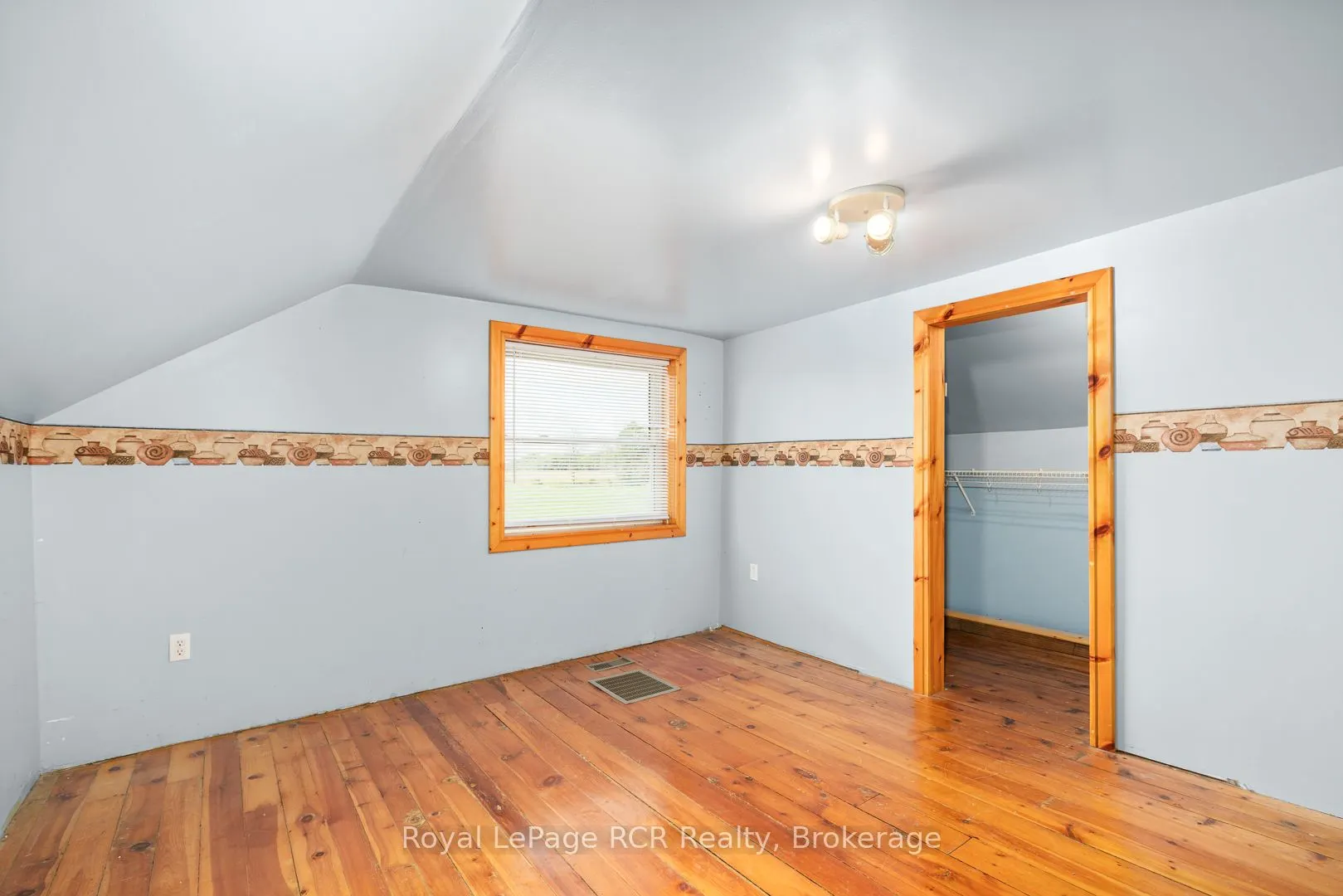 228 10 Concession