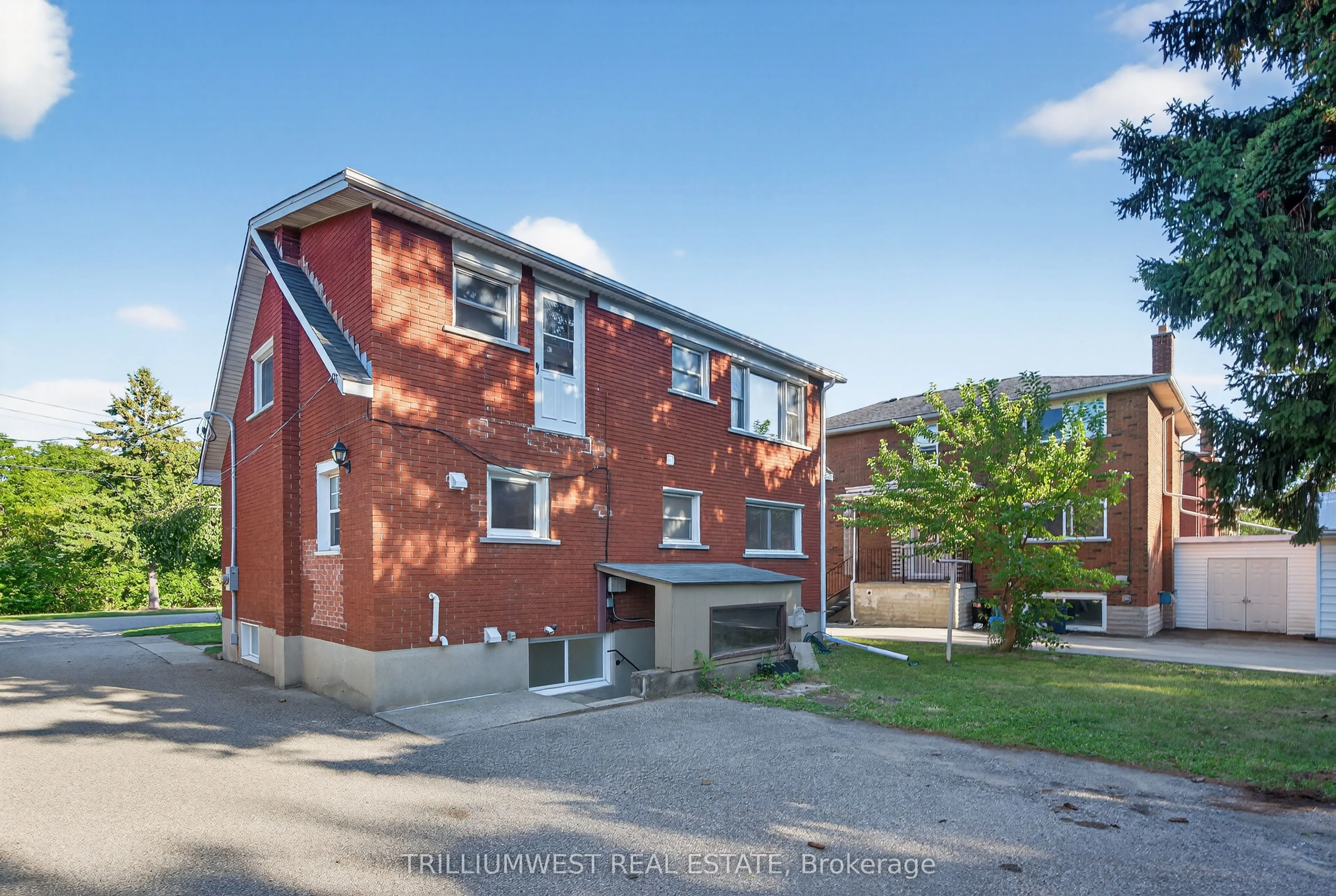 154 Montgomery Road