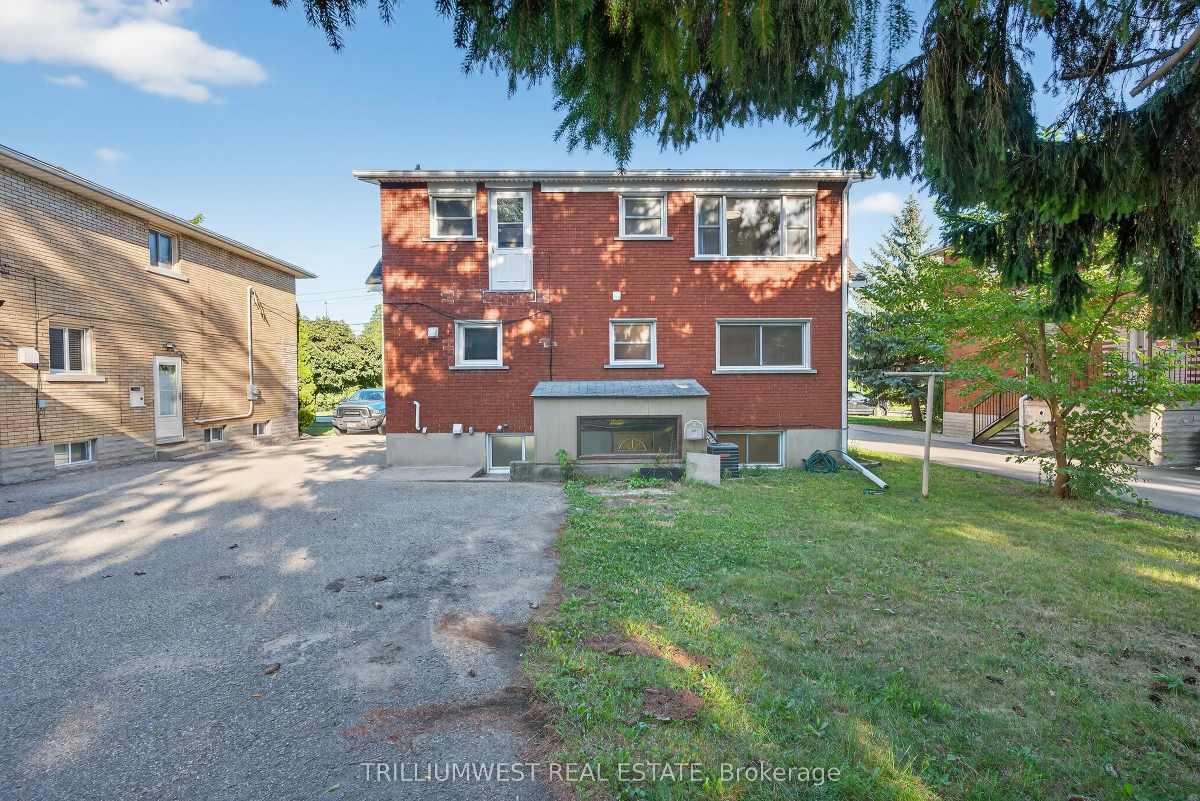 154 Montgomery Road