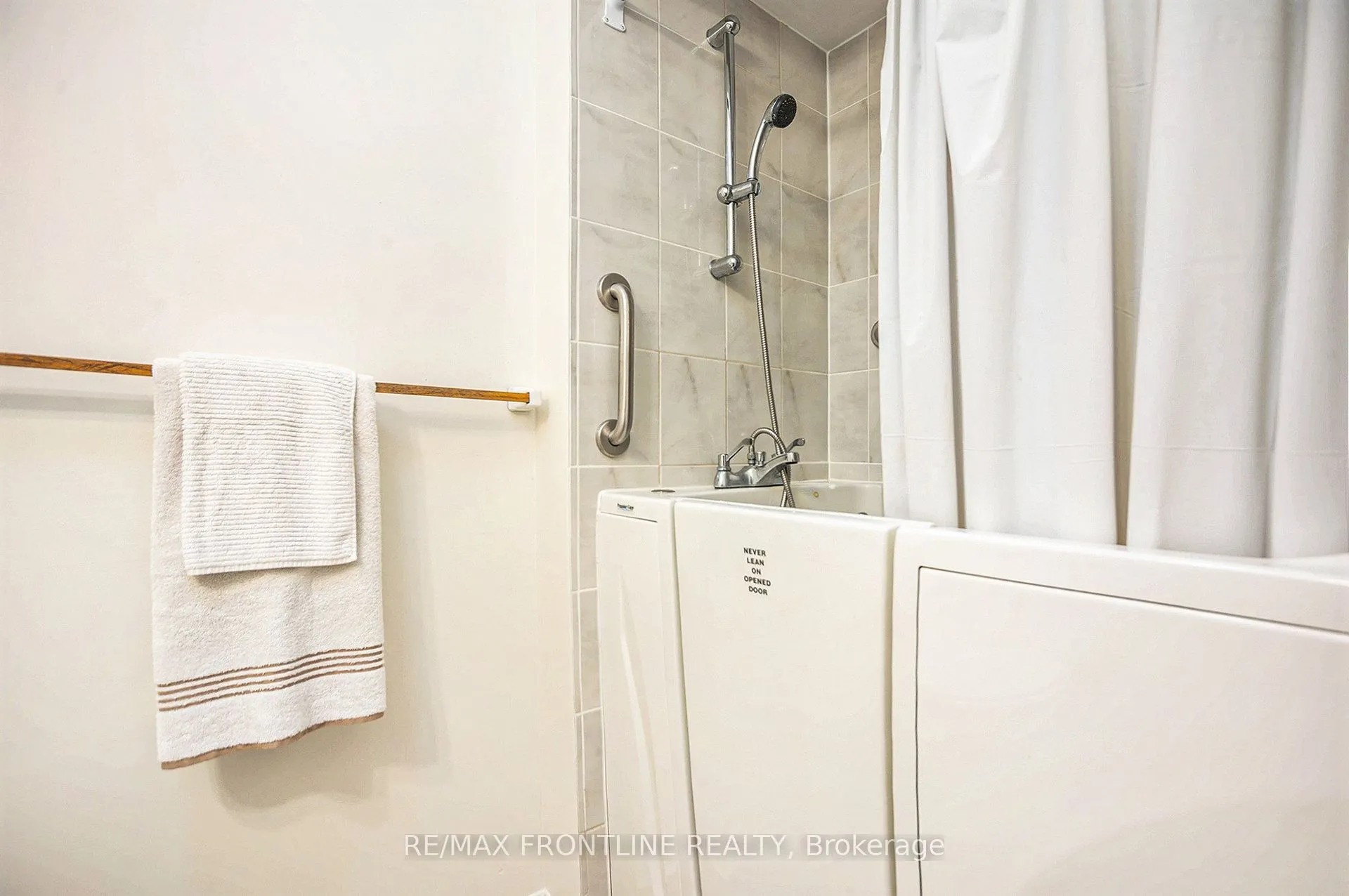 10 Bathurst Road, #5