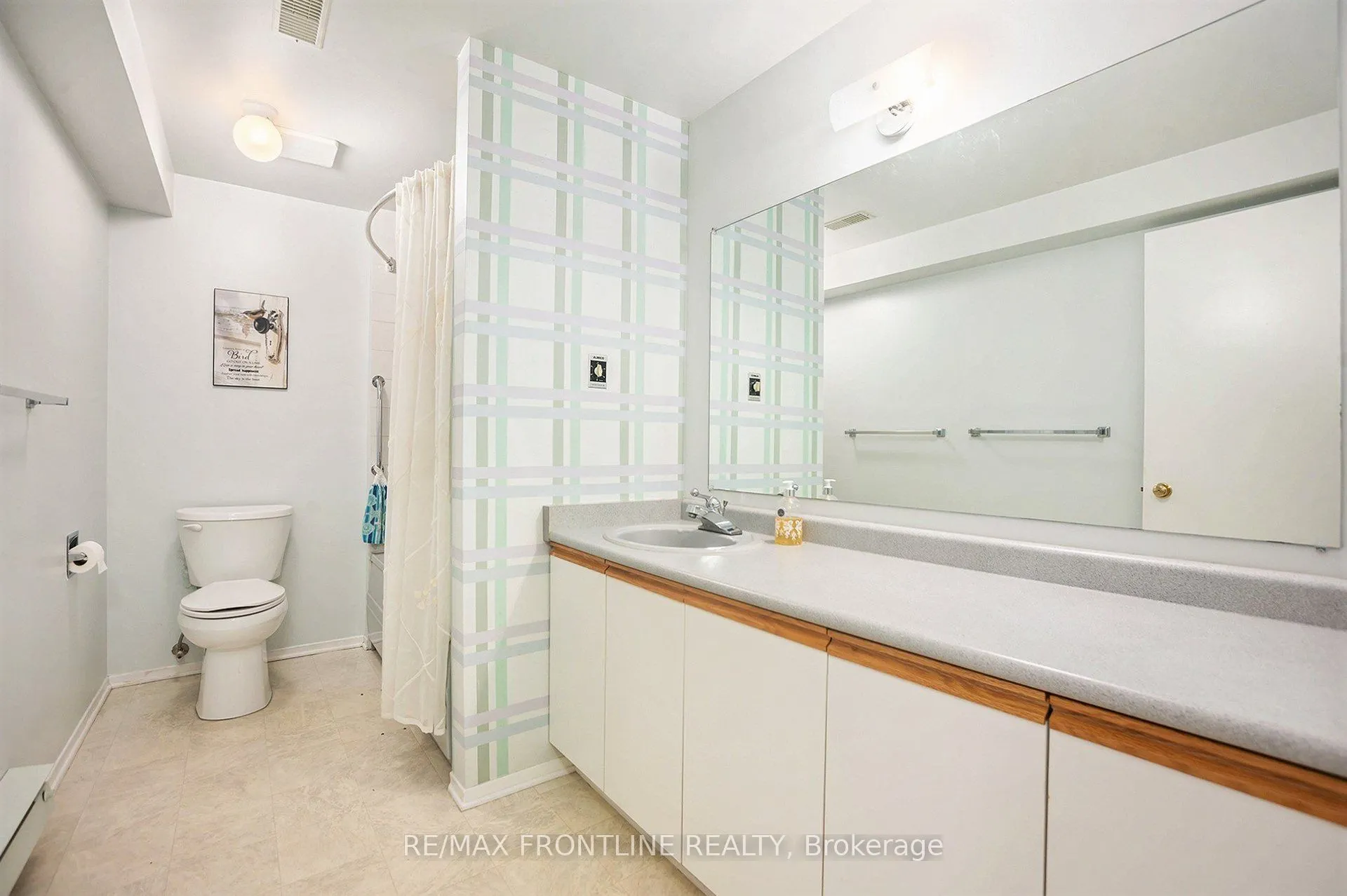 10 Bathurst Road, #5