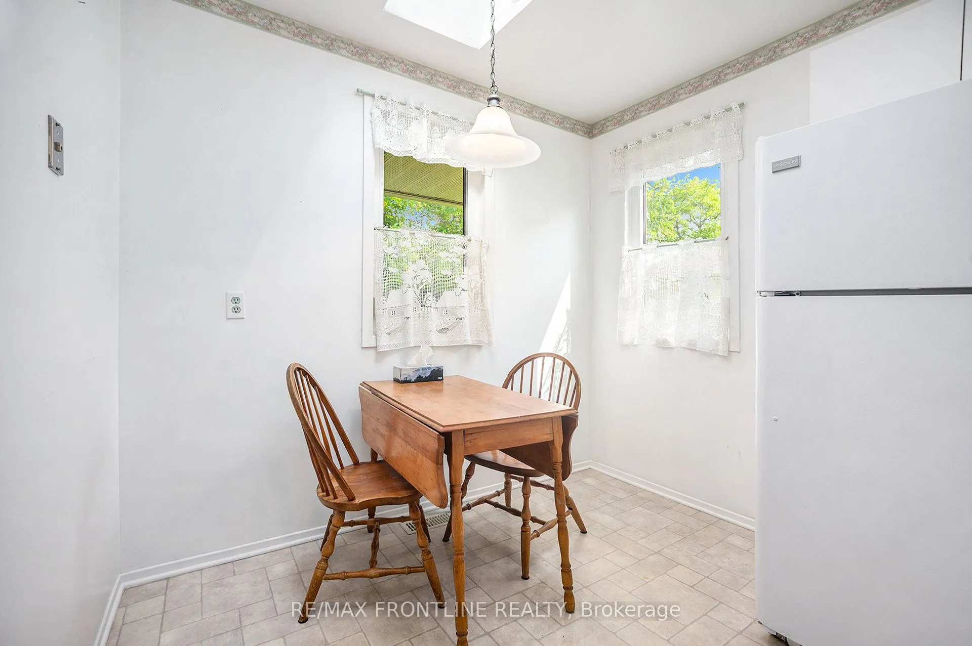 10 Bathurst Road, #5