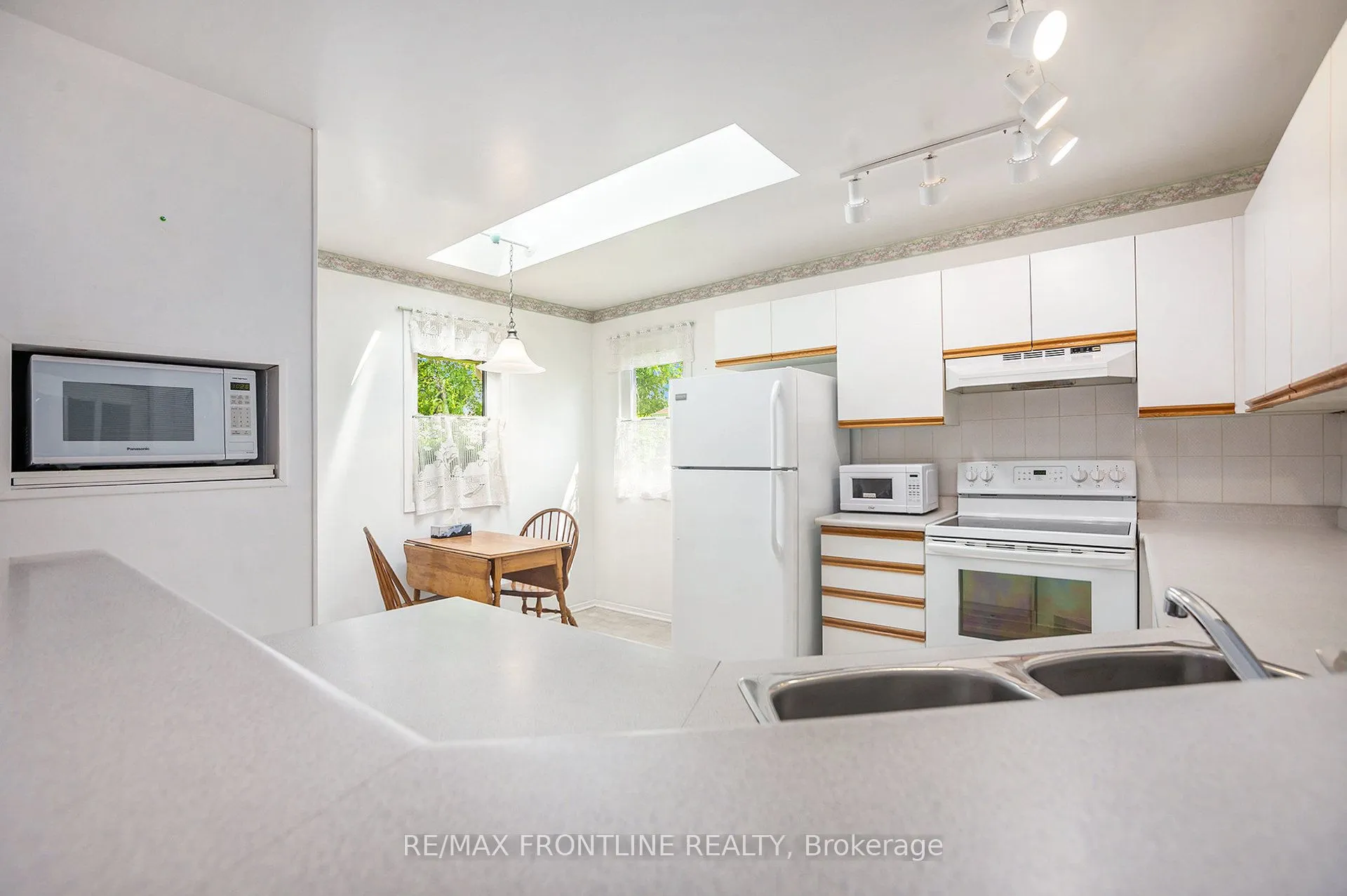 10 Bathurst Road, #5