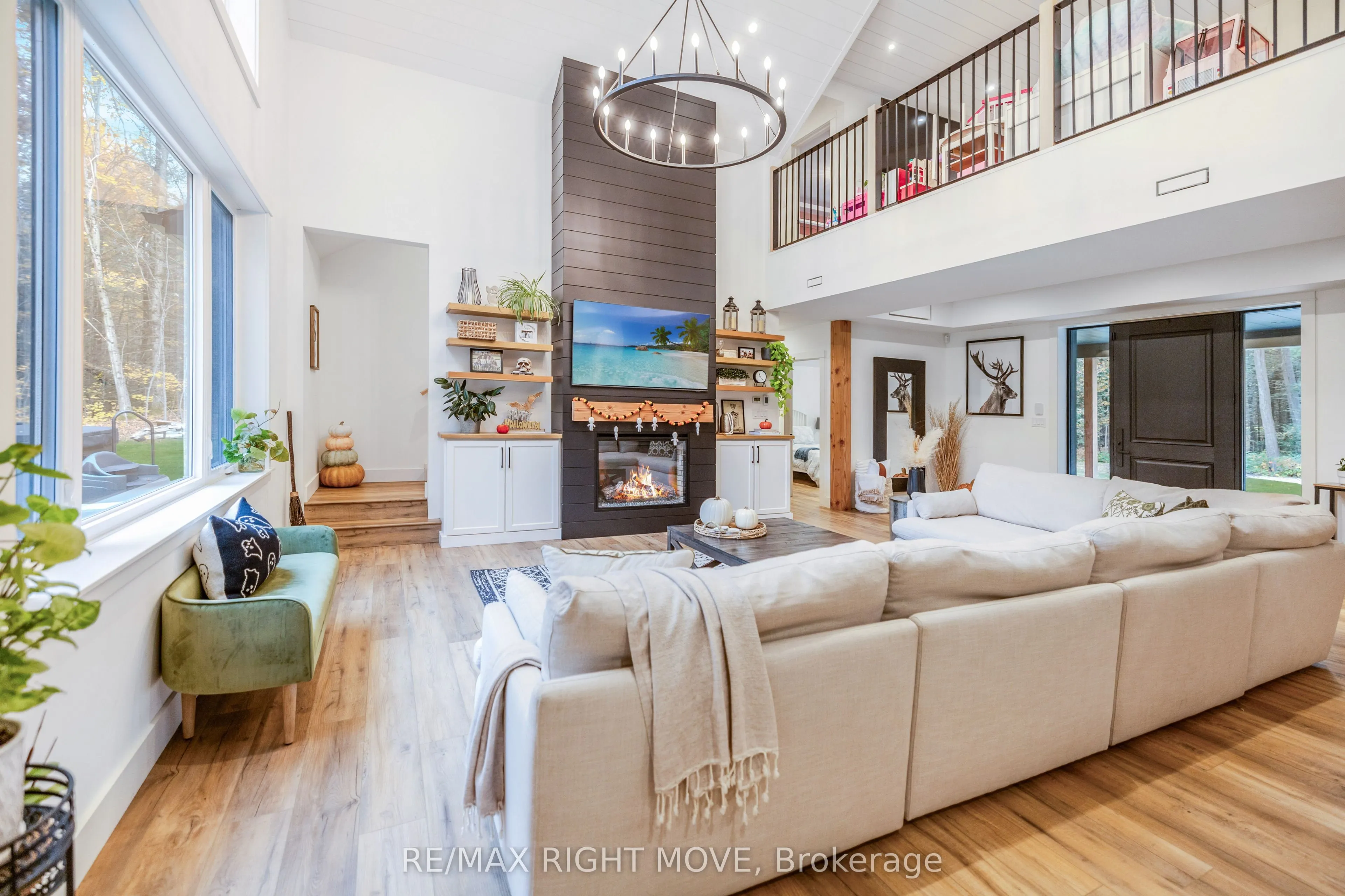 1025 Davis Drive