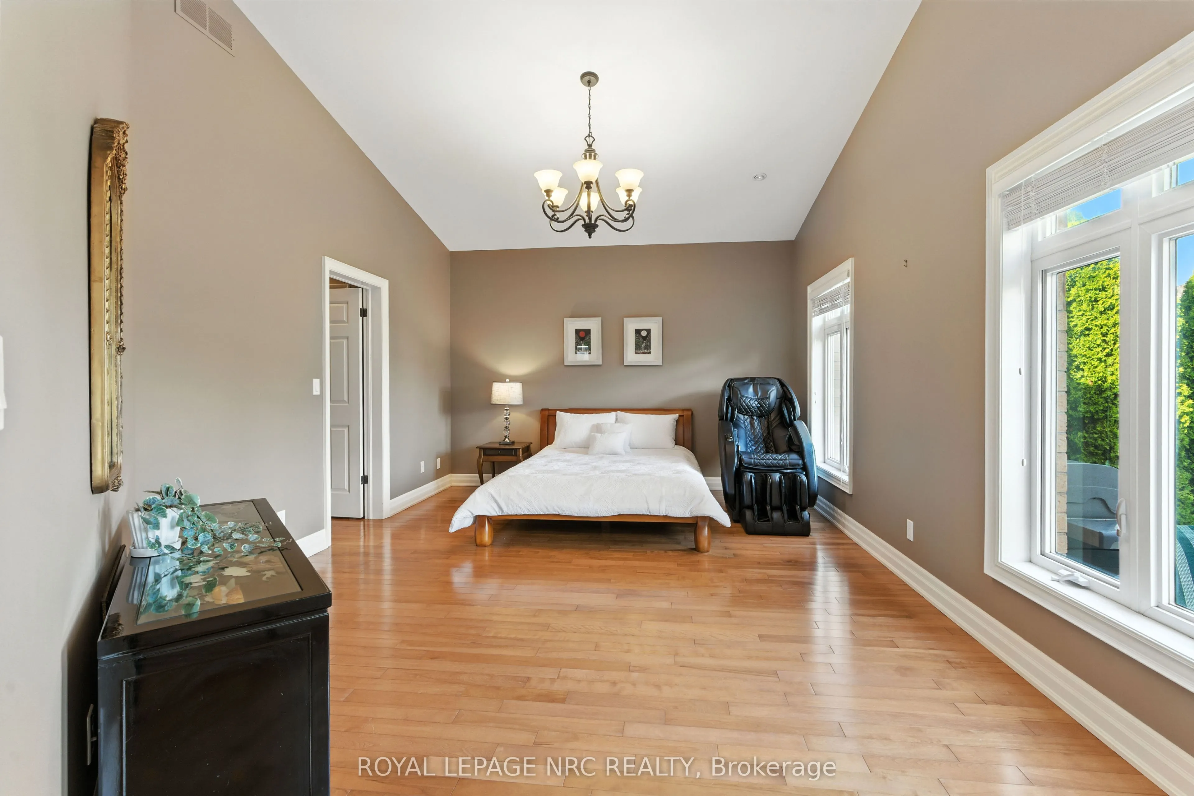 6 MCLEAN Court