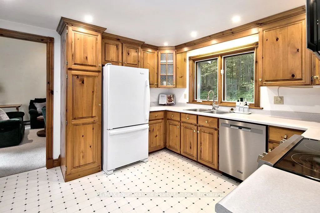 148 Northmount Crescent
