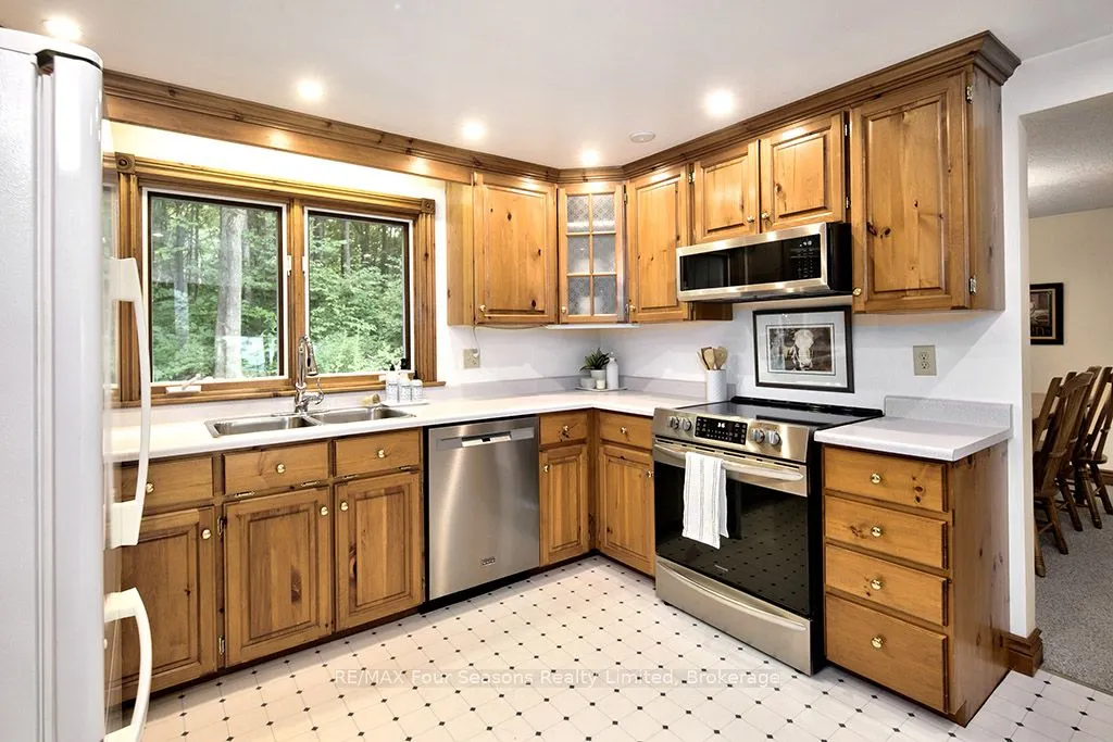 148 Northmount Crescent