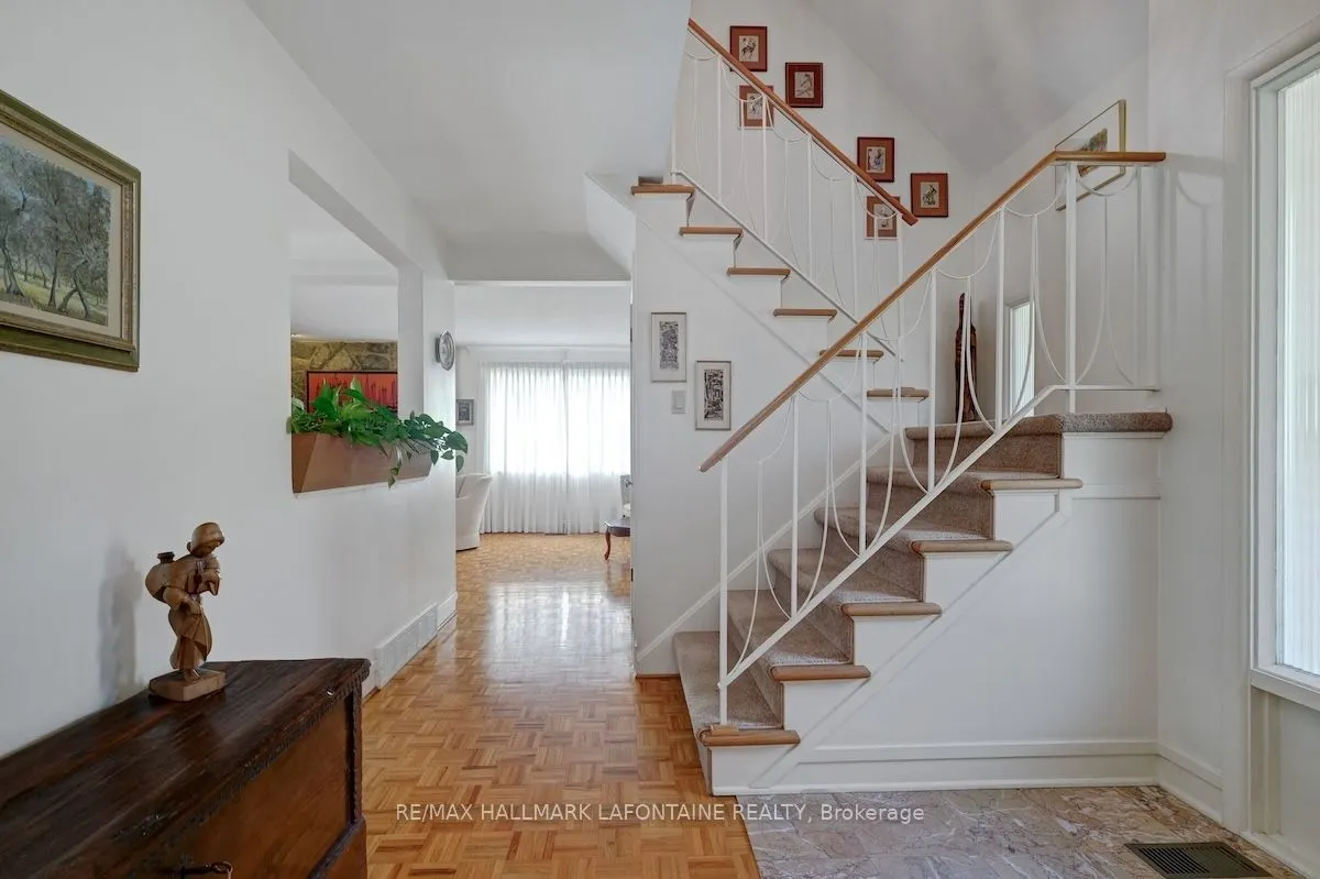 844 Edgeworth Avenue