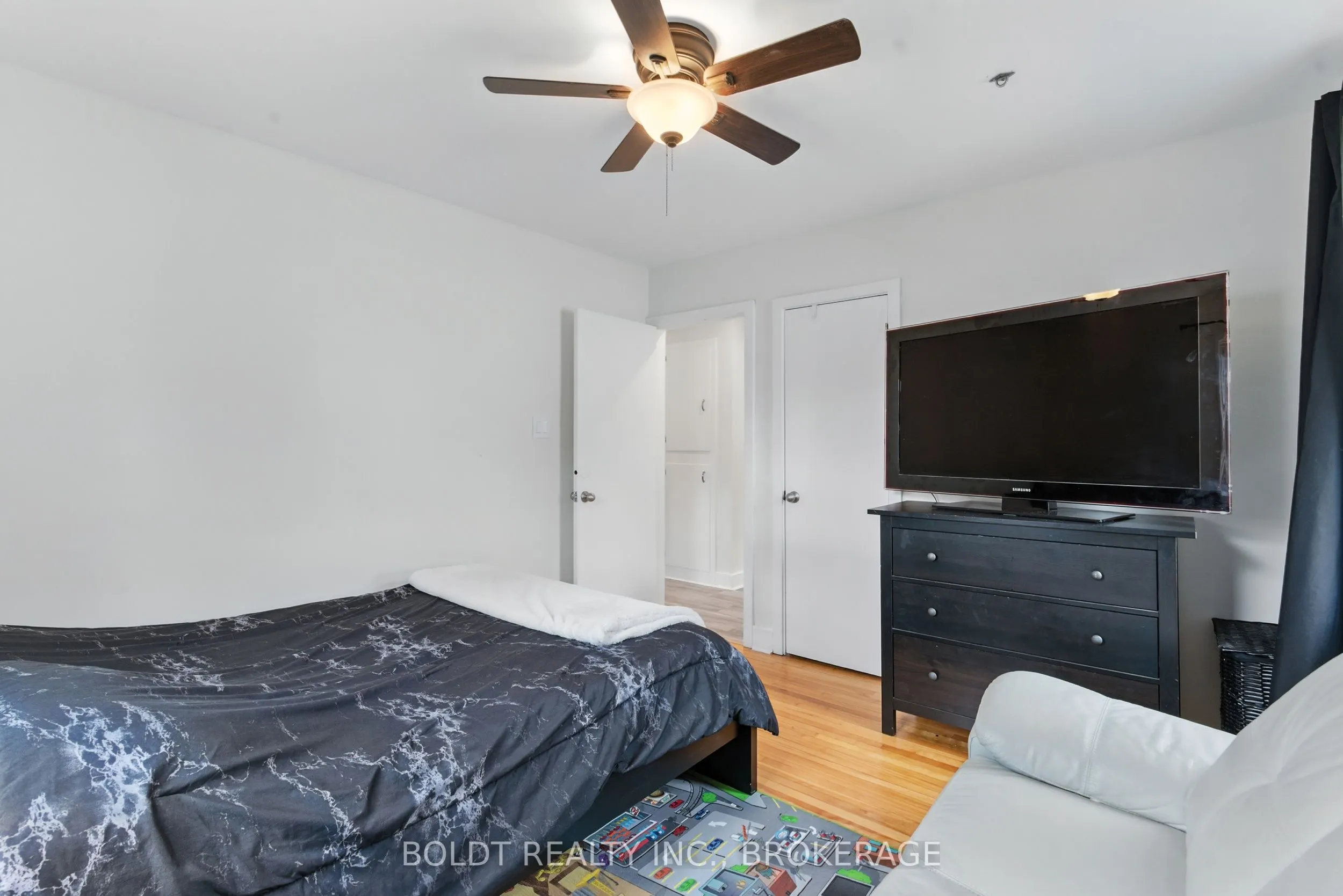 6962 Margaret Street