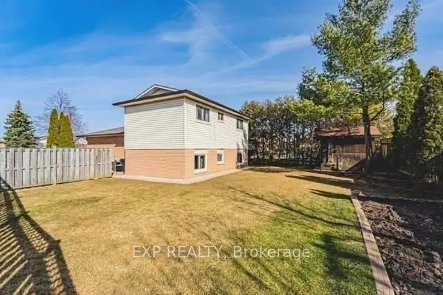 26 Greening Avenue