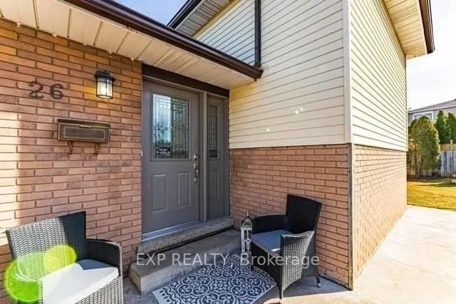 26 Greening Avenue