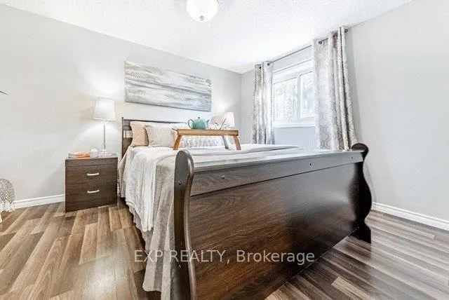 26 Greening Avenue