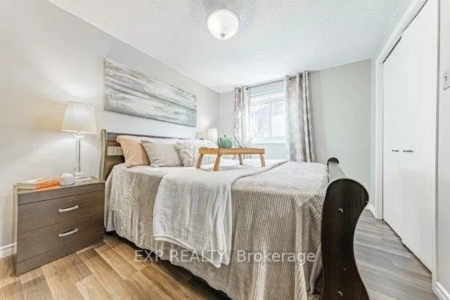26 Greening Avenue