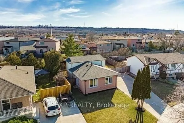 26 Greening Avenue