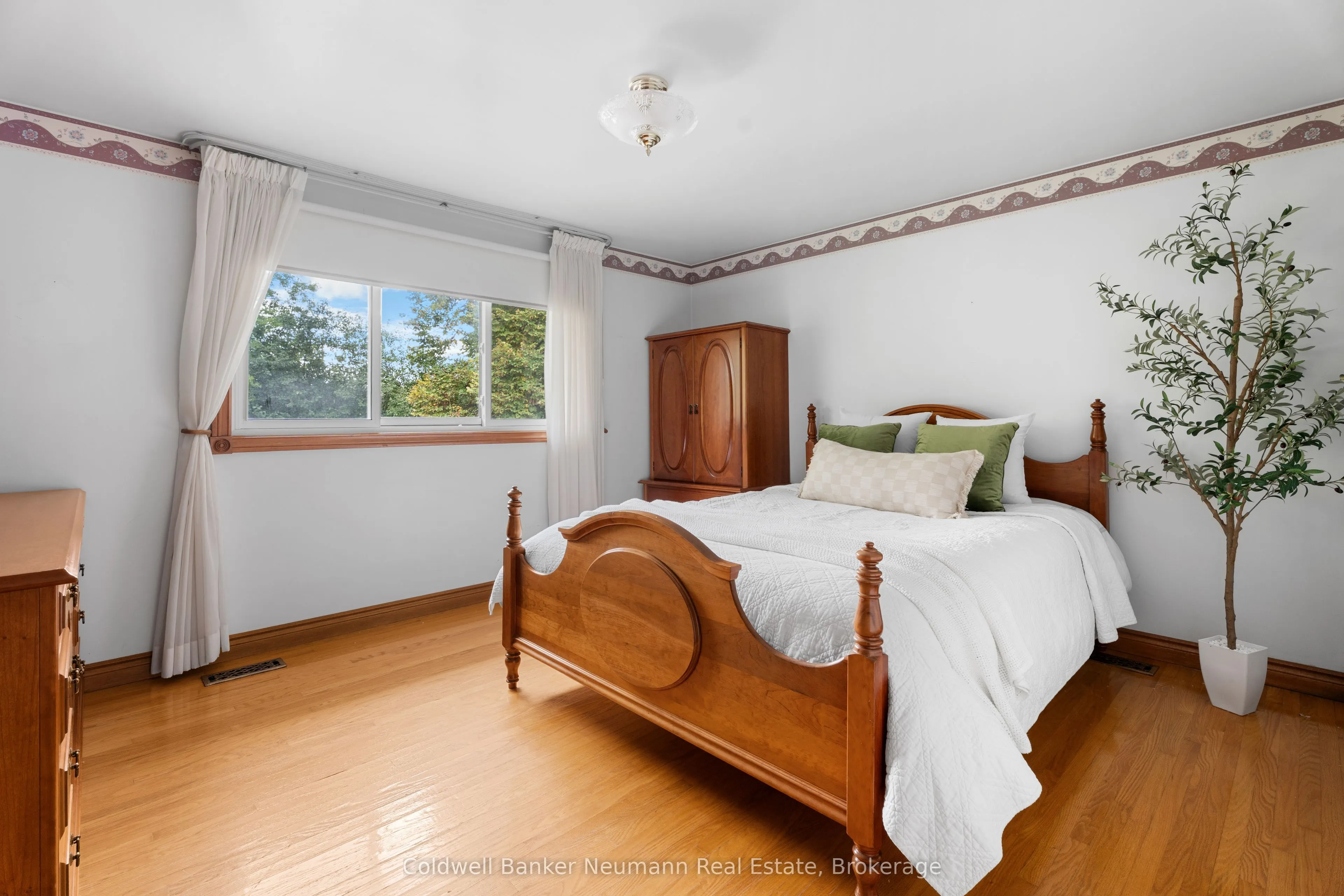 54 Glenburnie Drive