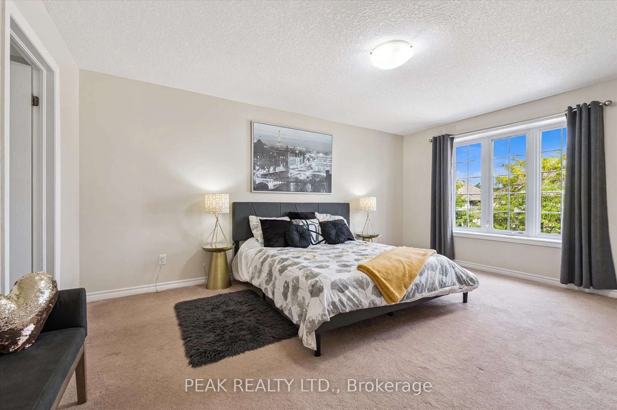 349 VINCENT Drive