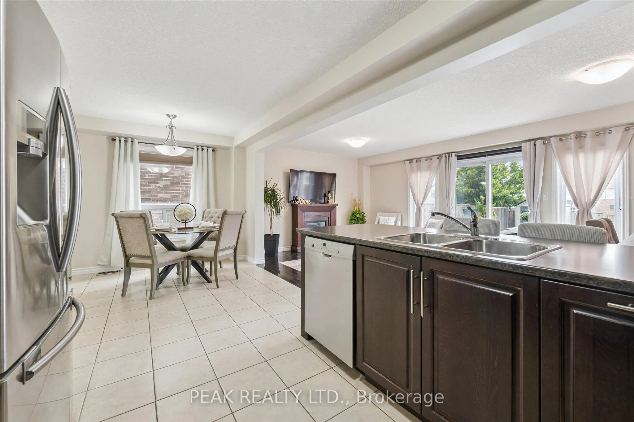 349 VINCENT Drive